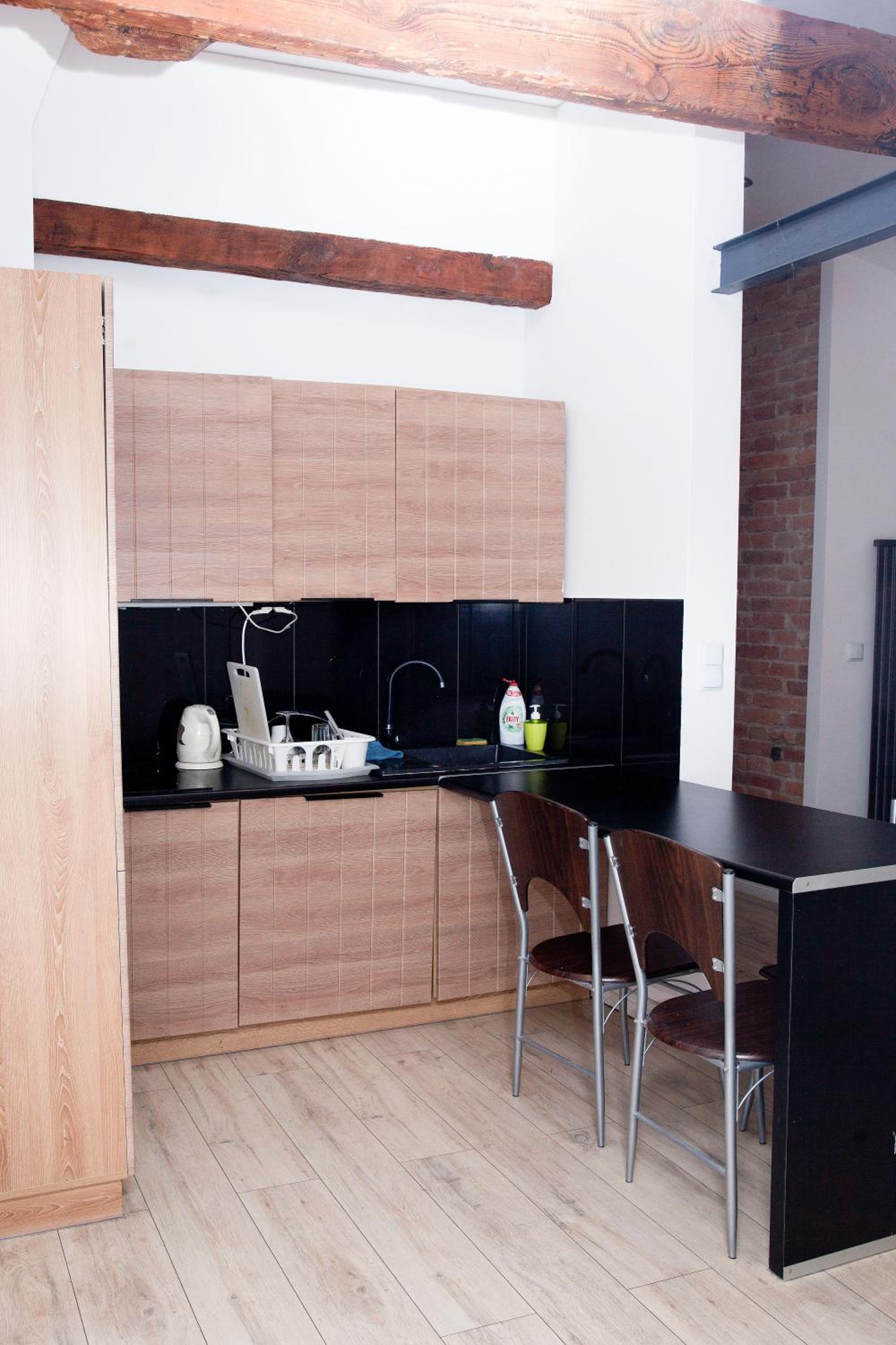 Budget Double Room - Photo 20