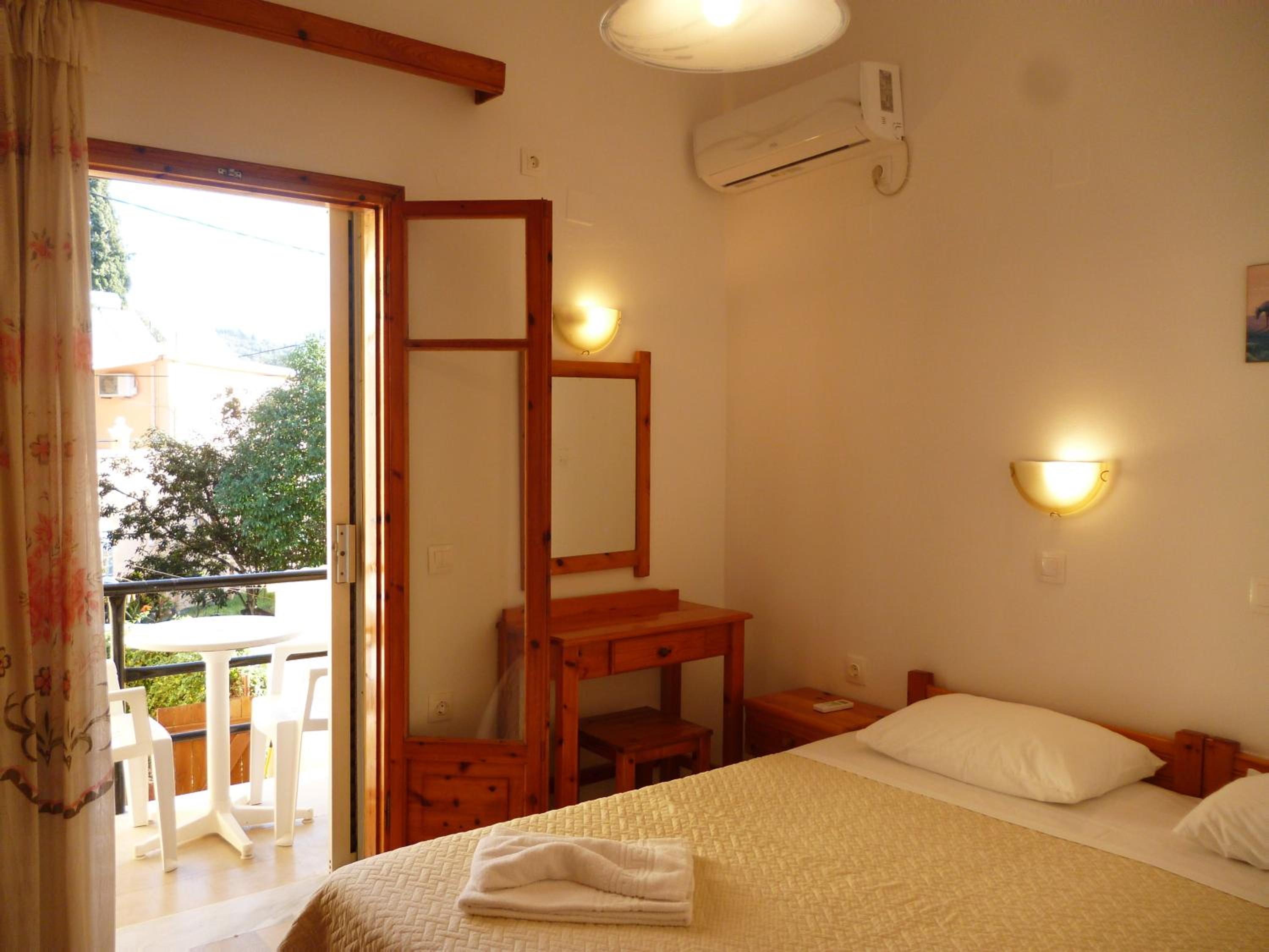 Double or Twin Room photo 1