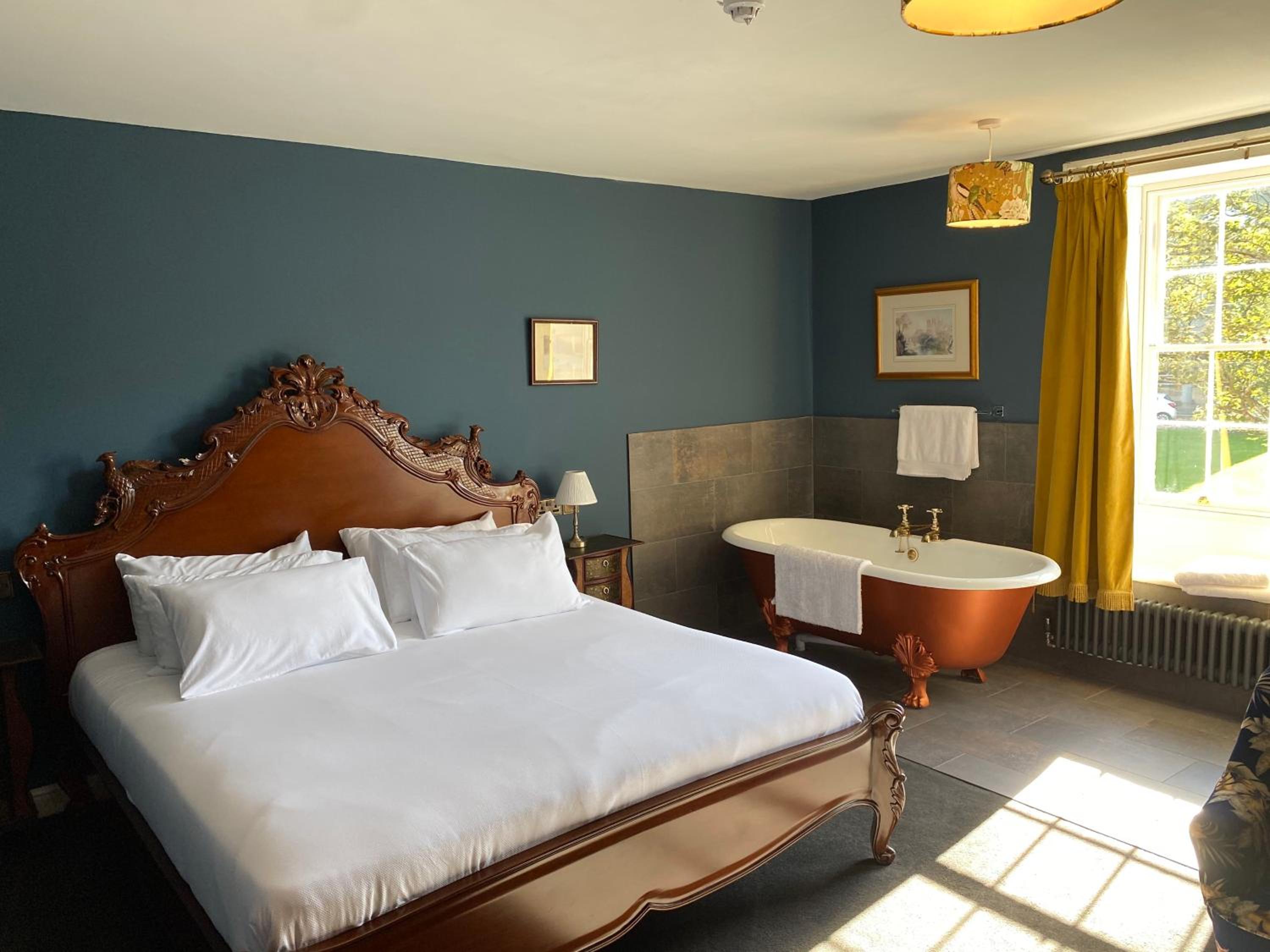 Superior King Room - Photo 1