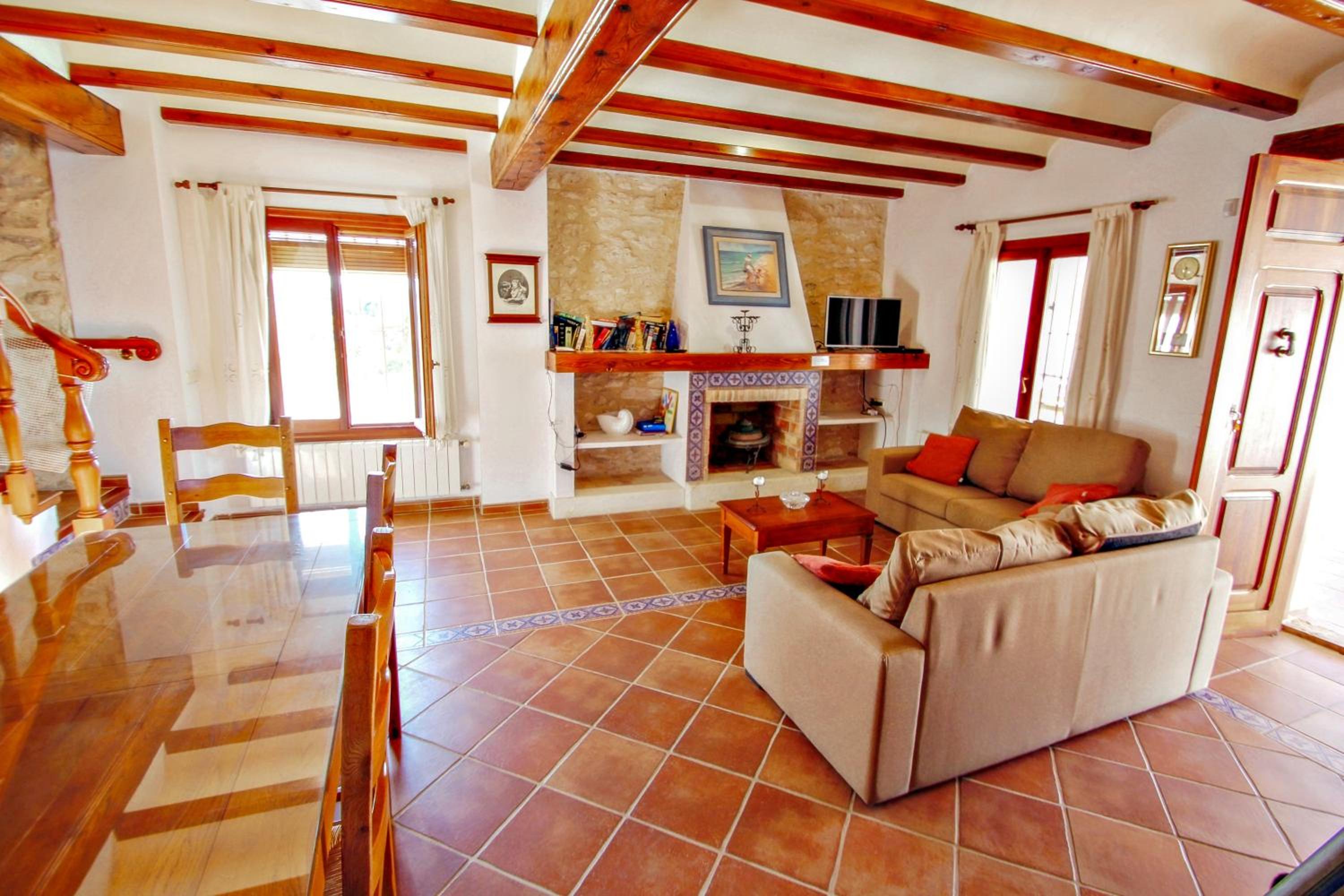 Four-Bedroom House photo 3