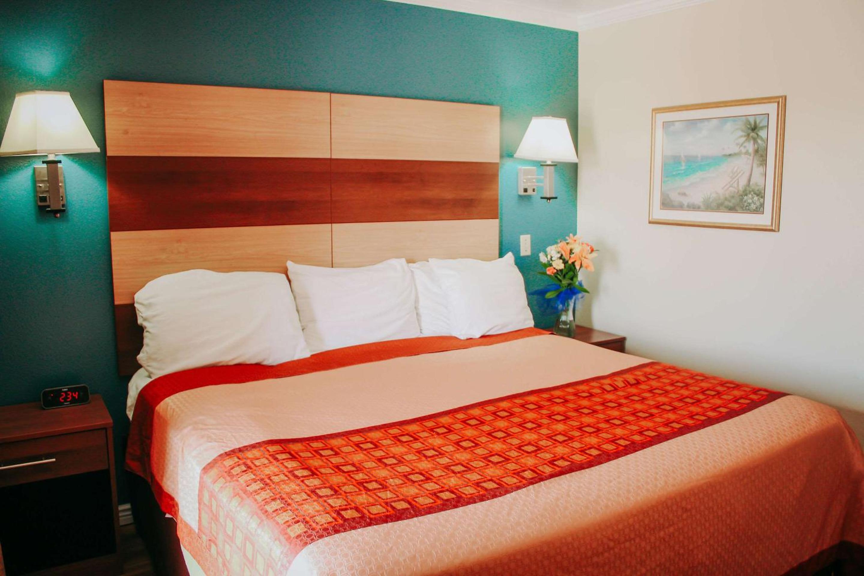 Executive King Suite - Photo 1