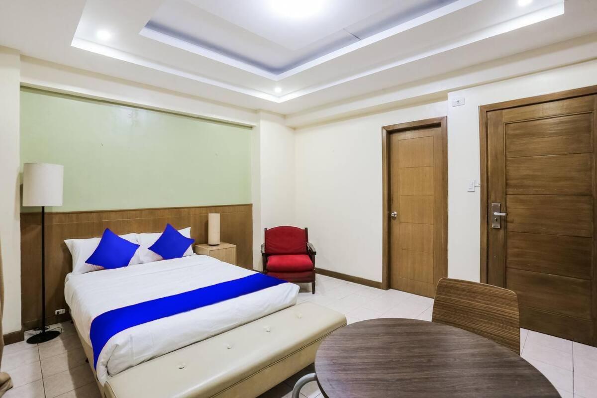 Standard Double Room - Photo 6