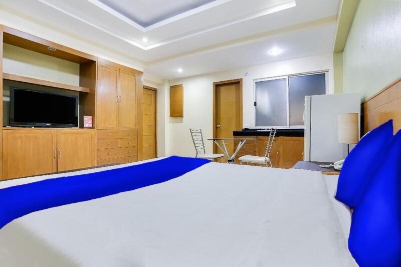 Deluxe Double Room - Photo 8