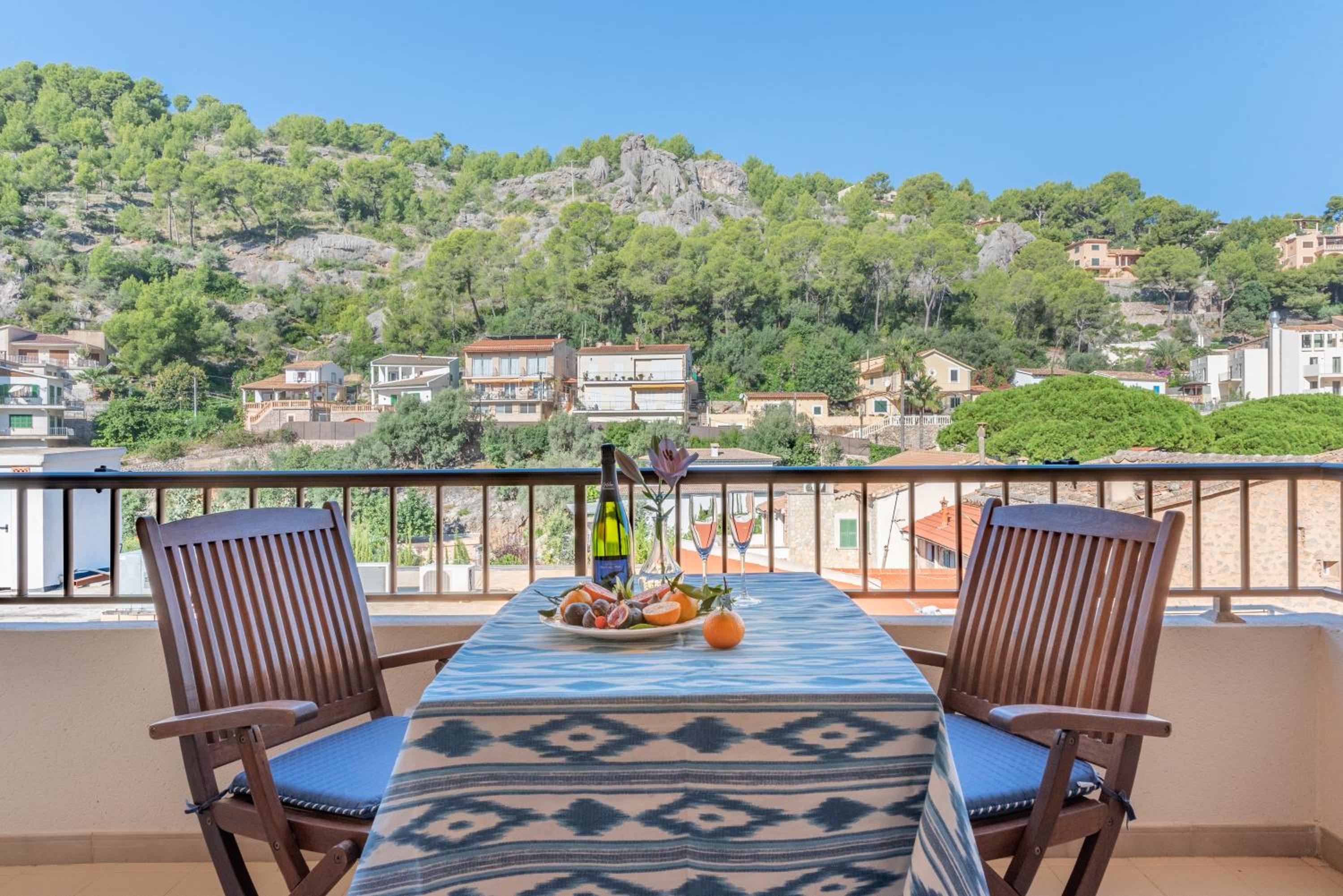 Two-Bedroom Deluxe Apartment with Ocean View photo 3