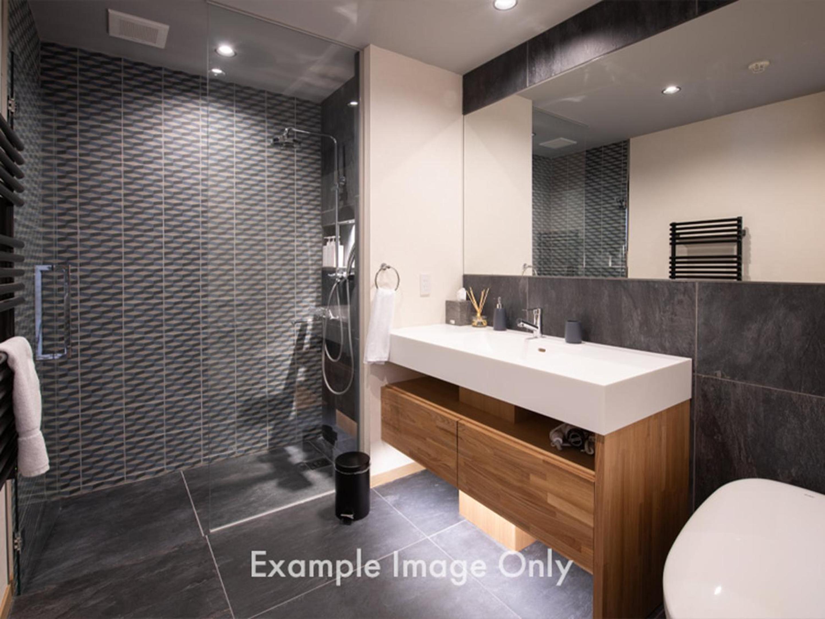 5Bedroom Luxury photo 2