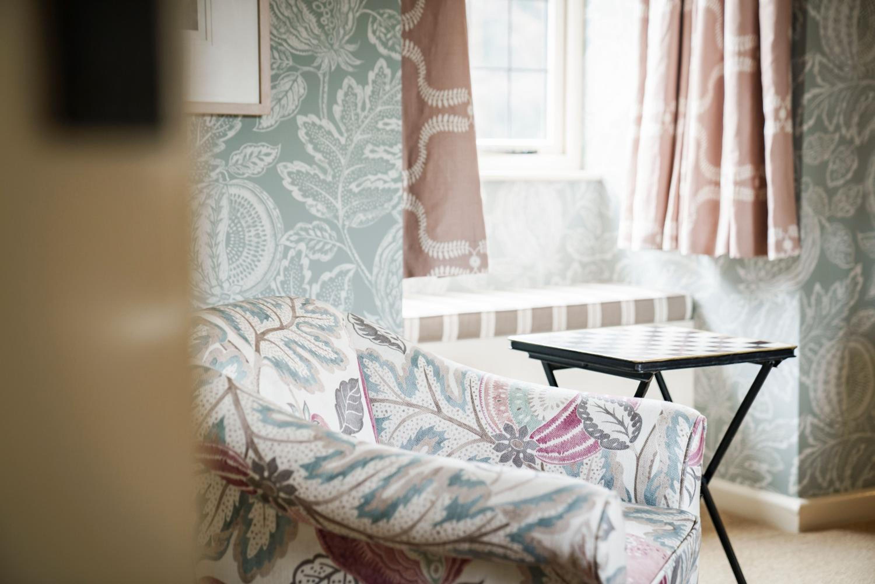 Four-Poster Suite - Photo 9