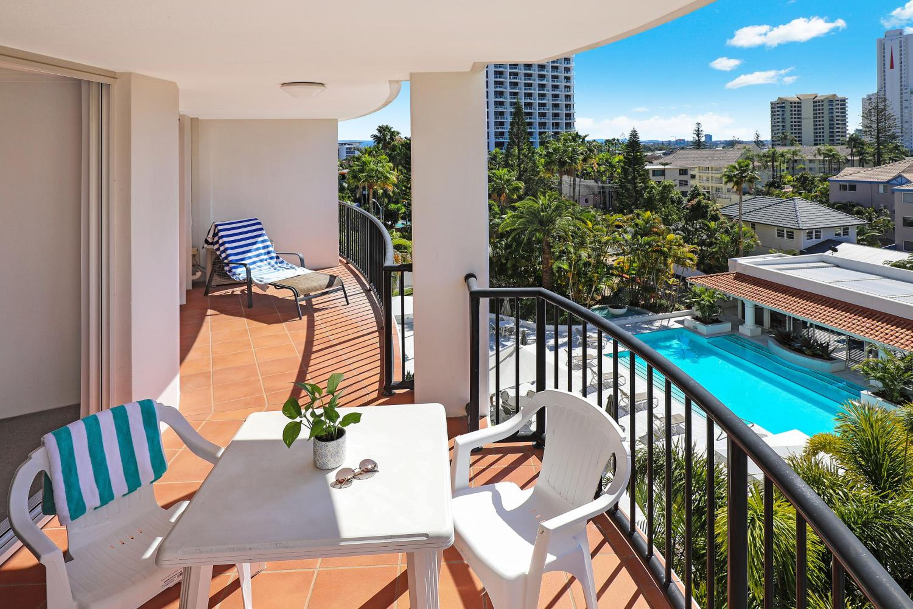1 Bedroom Standard Apartment - Photo 9