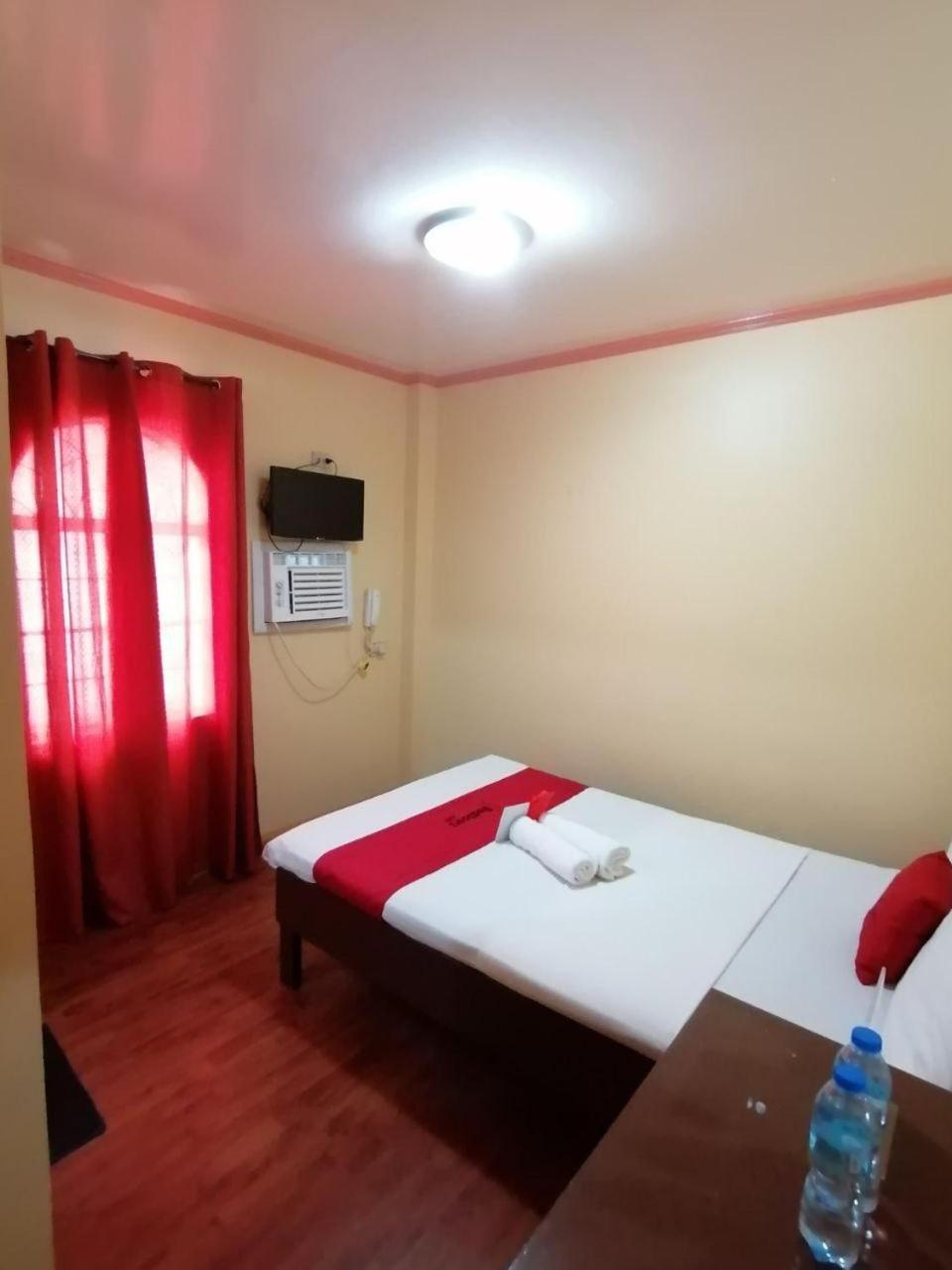 Standard Double Room - Photo 4