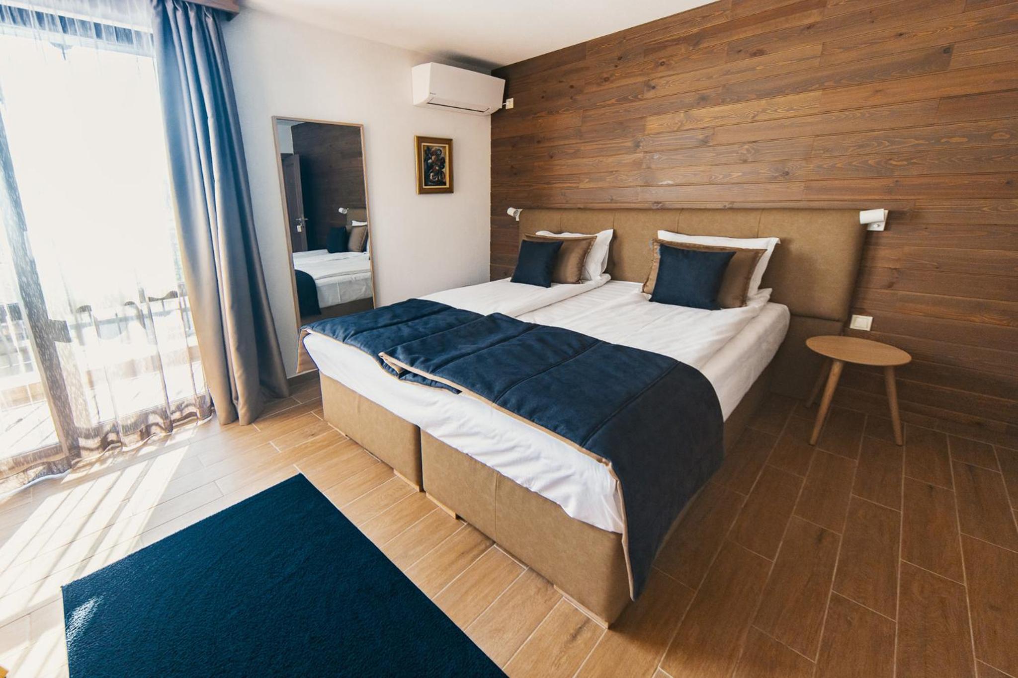 Double Room - Photo 3