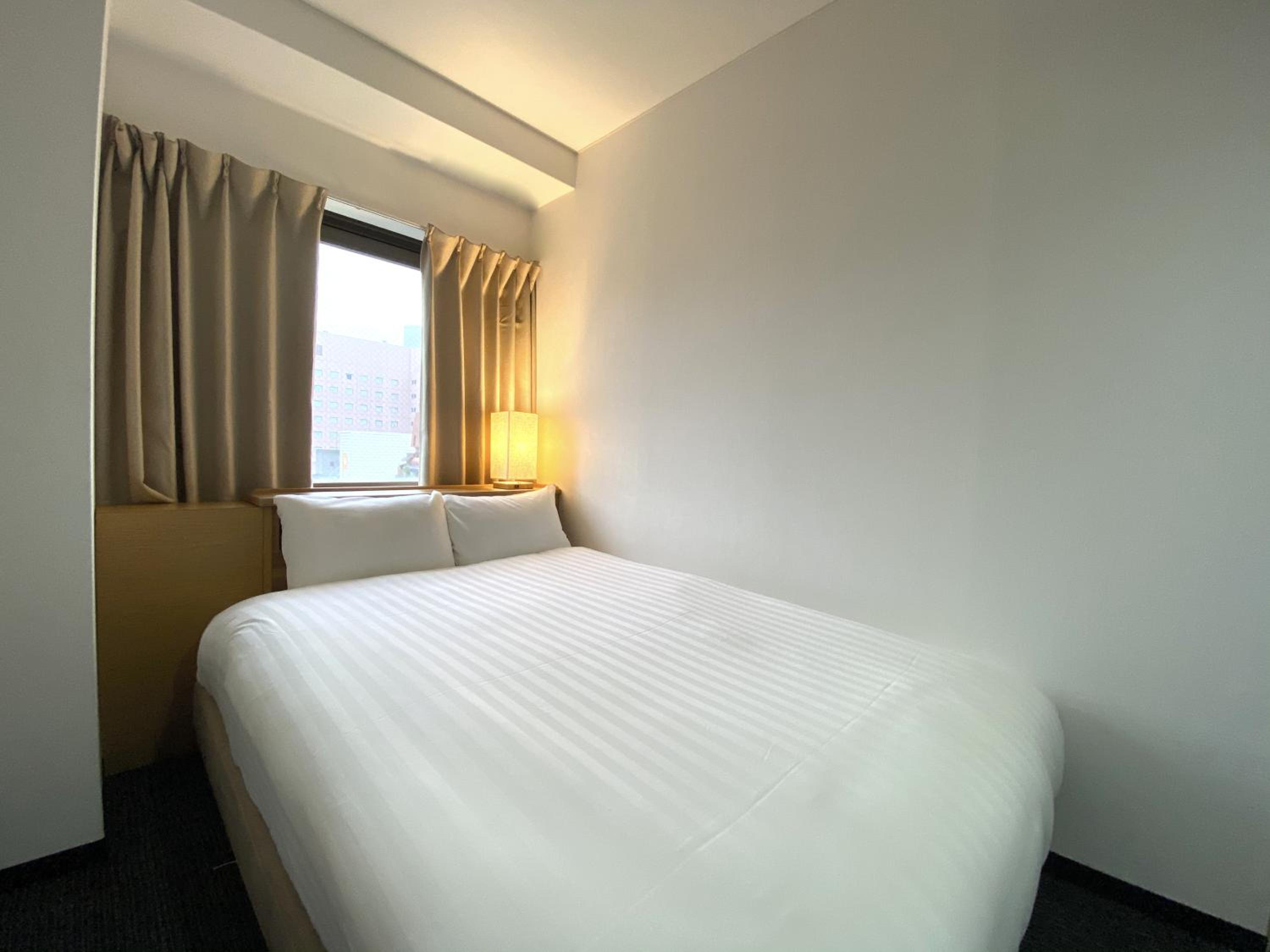 Economy Double Room - Photo 9