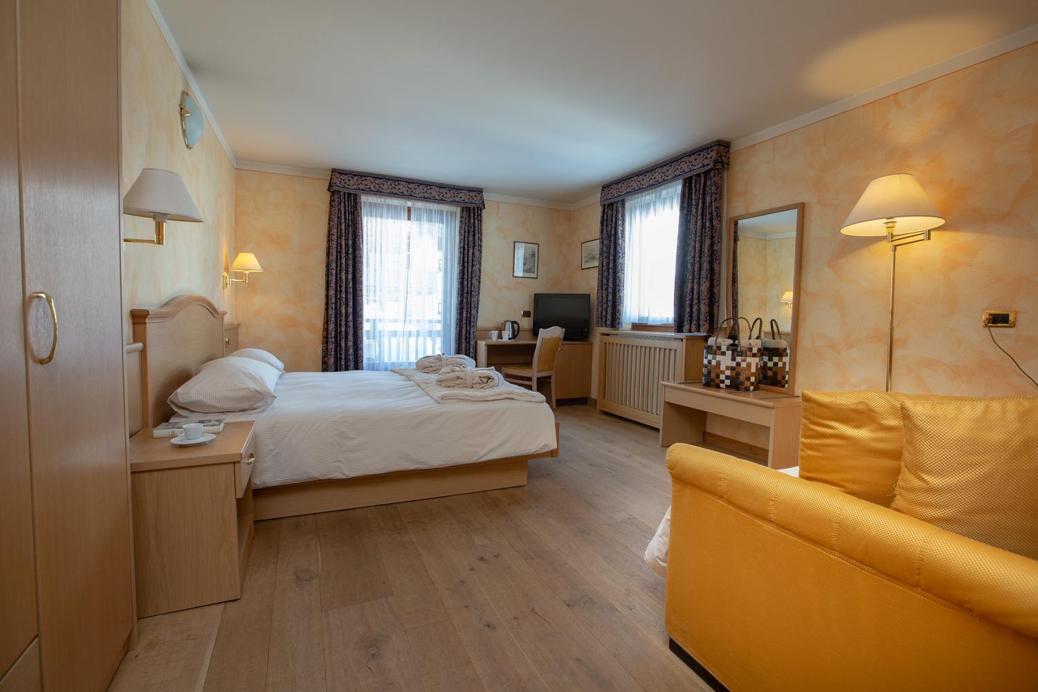 Superior Triple Room