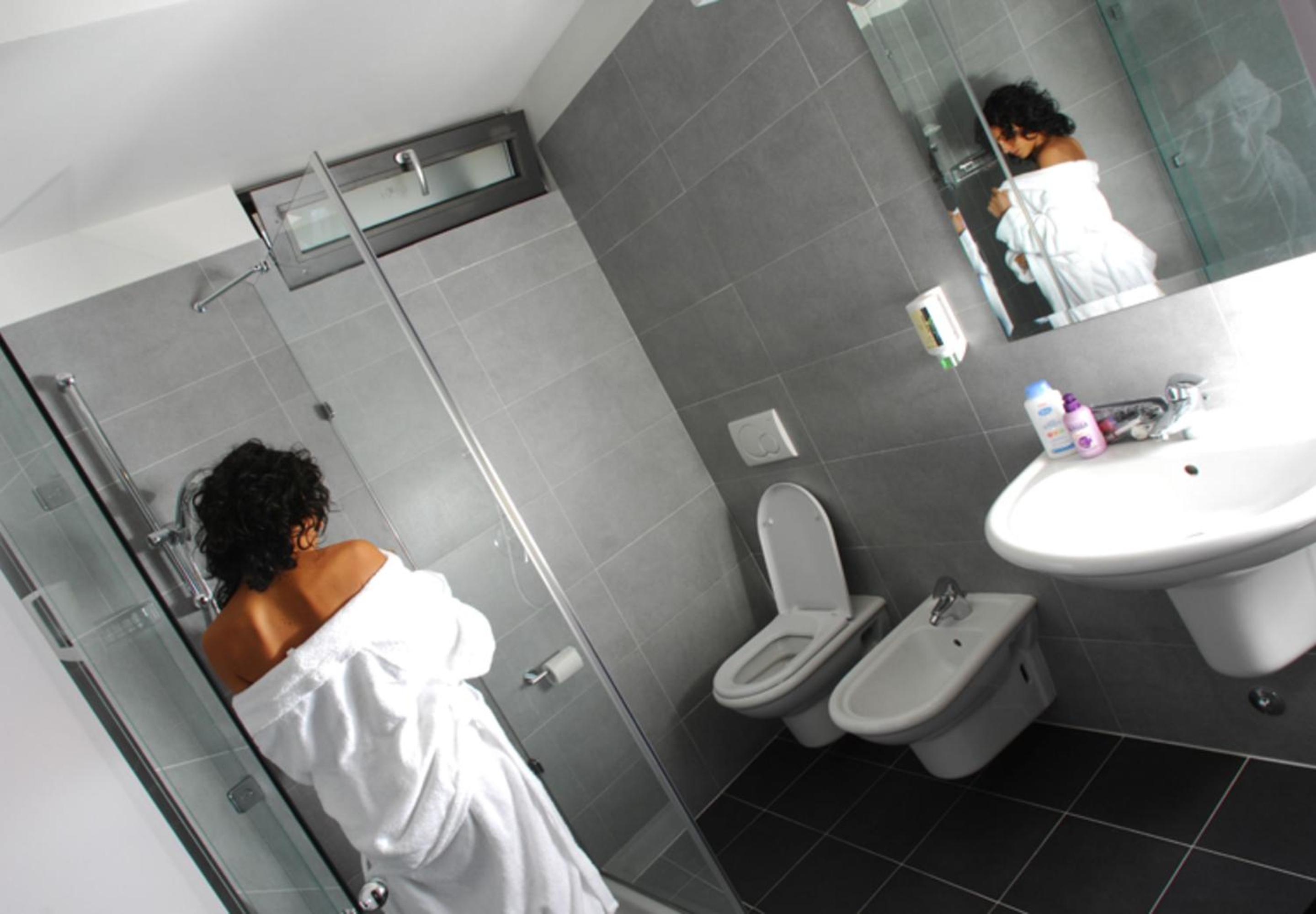 Suite - Photo 5