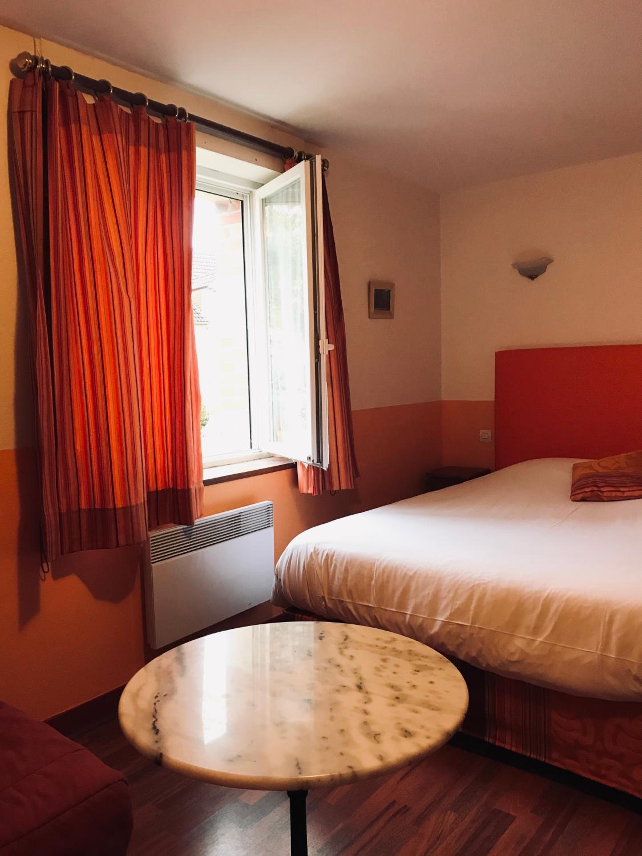 Double Room - Disability Access photo 1