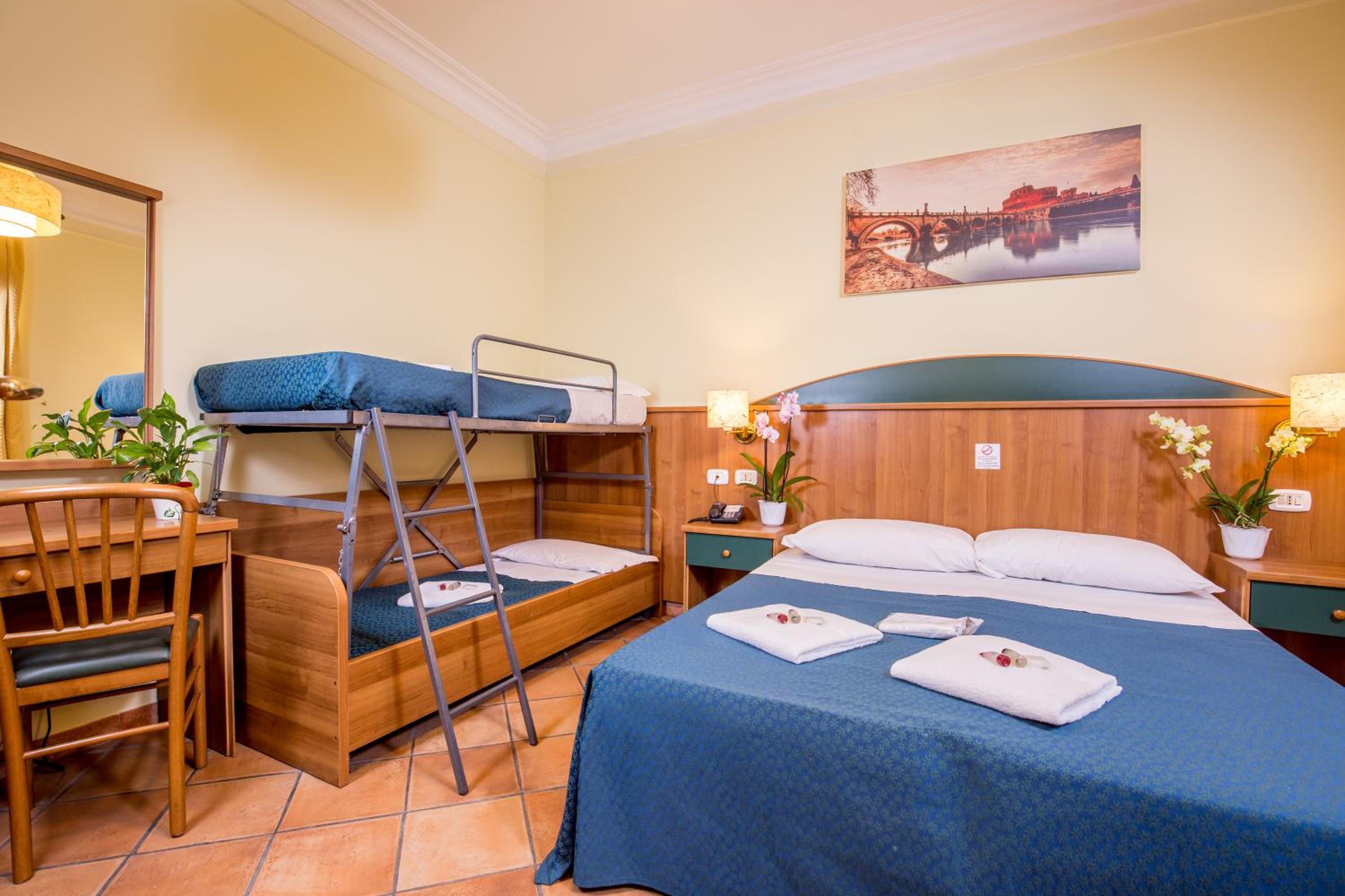 Quadruple Room photo 1