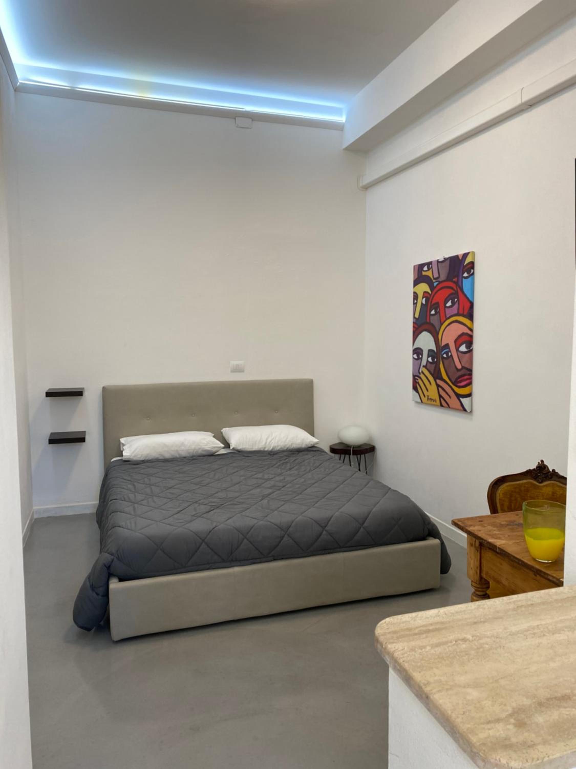 Standard King Room photo 2