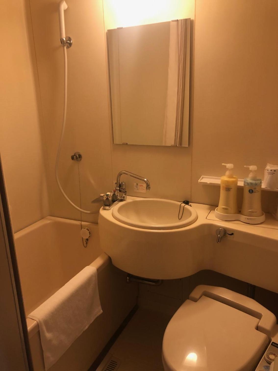 Single Room - Smoking photo 2