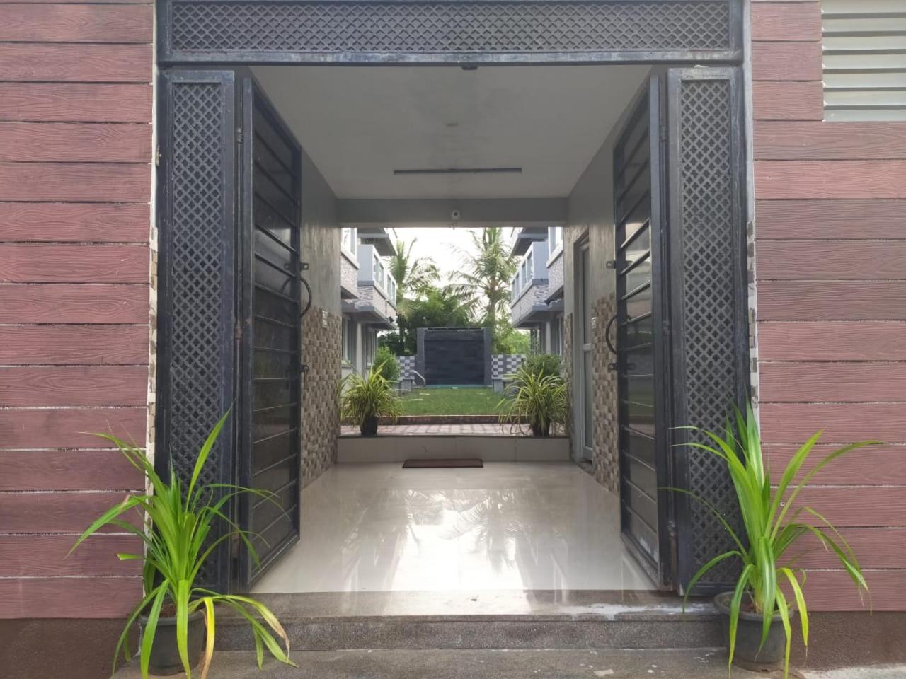 Three-Bedroom Villa photo 3
