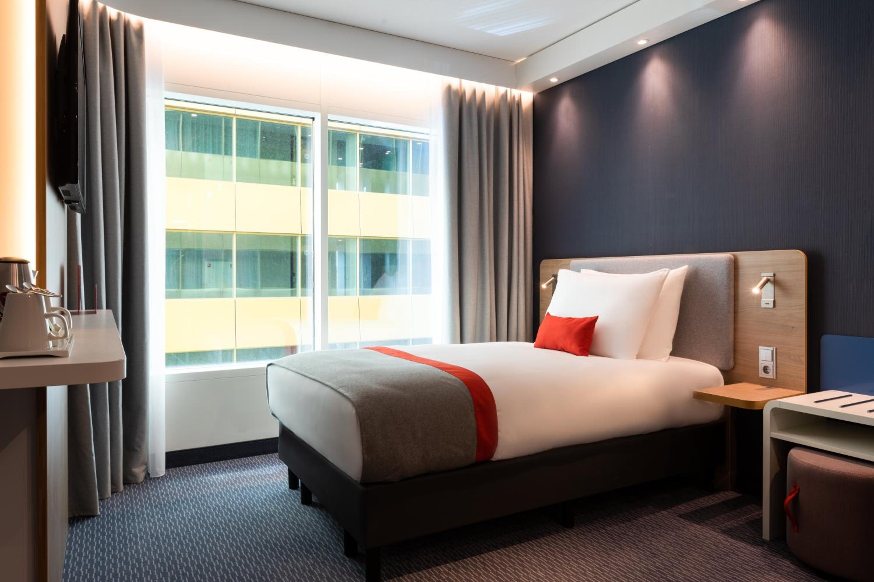 Standard Single Room with Free Breakfast - Accessible