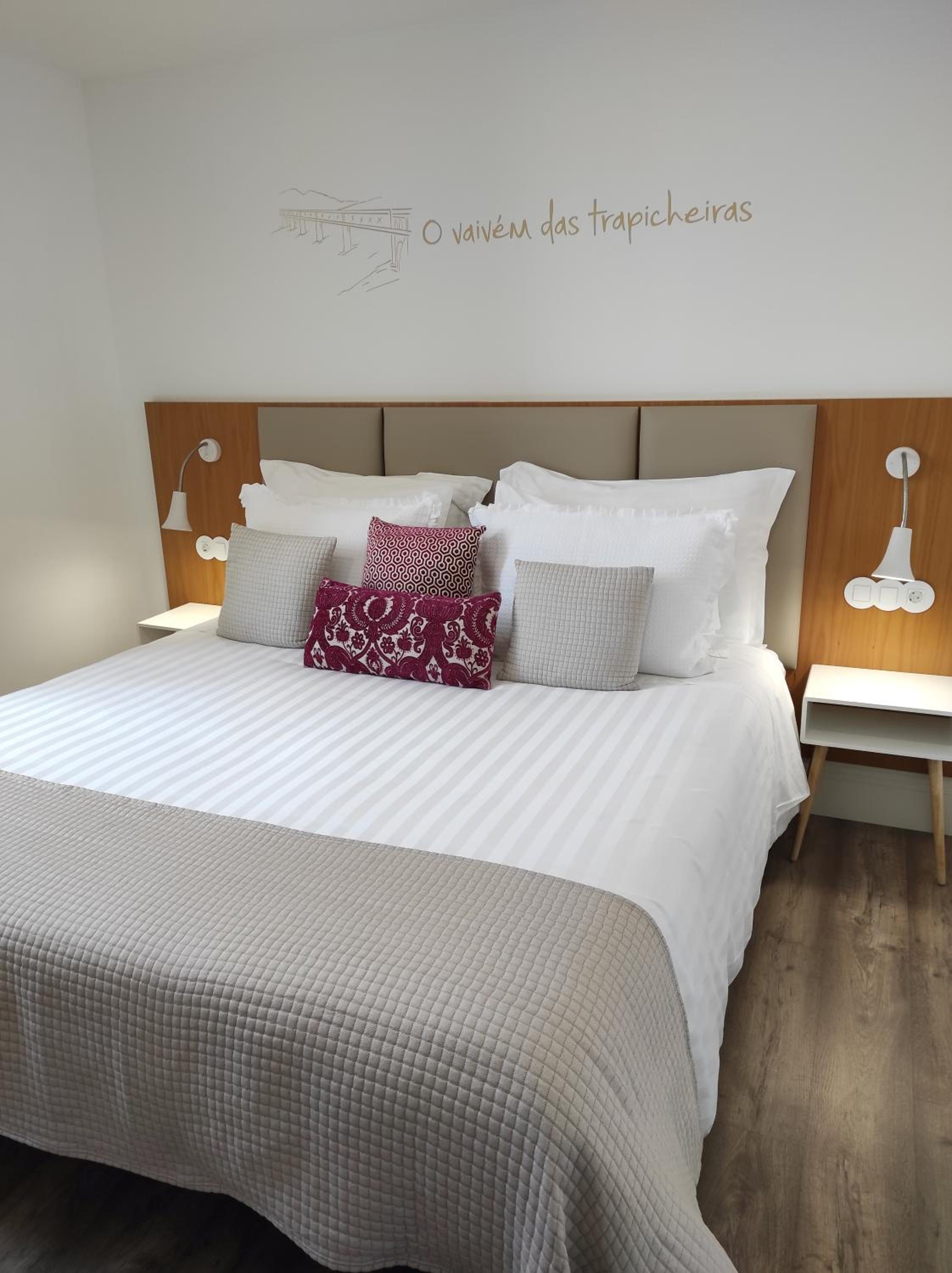 Deluxe Double Room - Photo 2