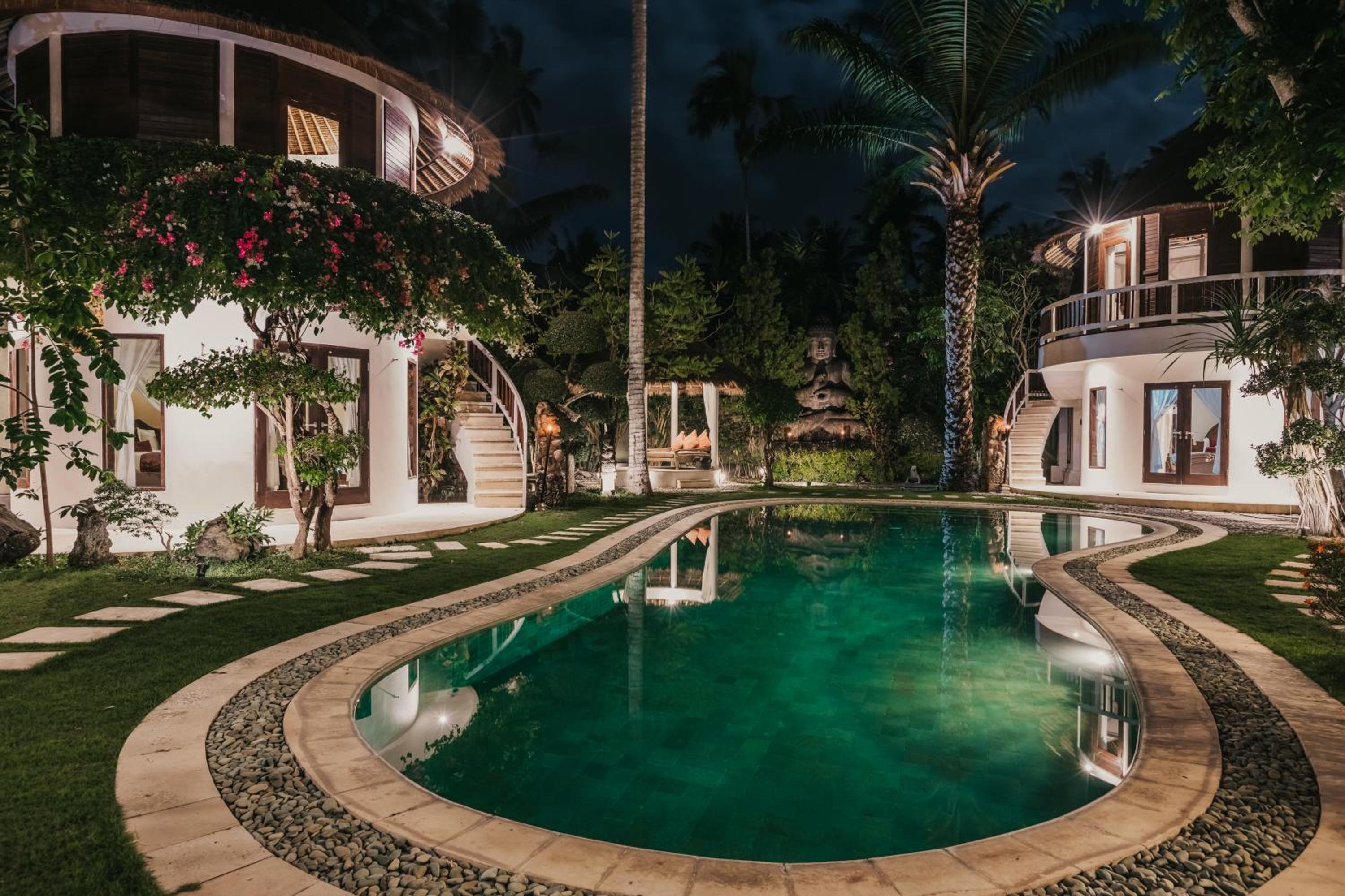 Double Room with Pool View or Garden View - Photo 2