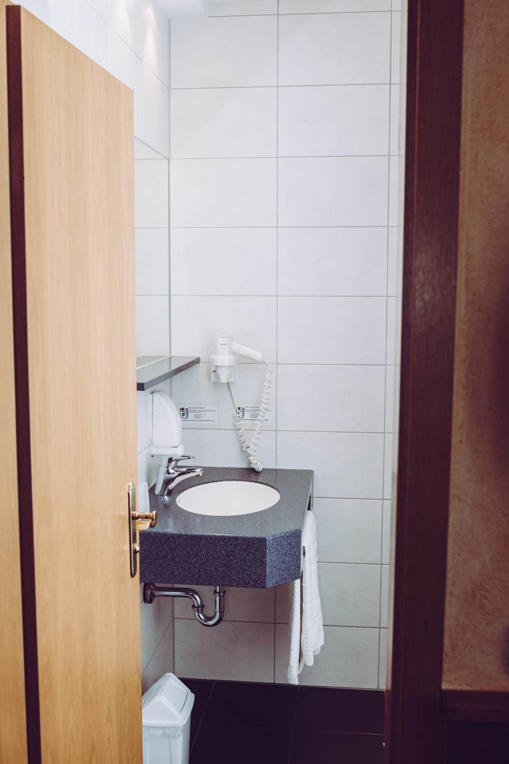 Standard Single Room photo 2