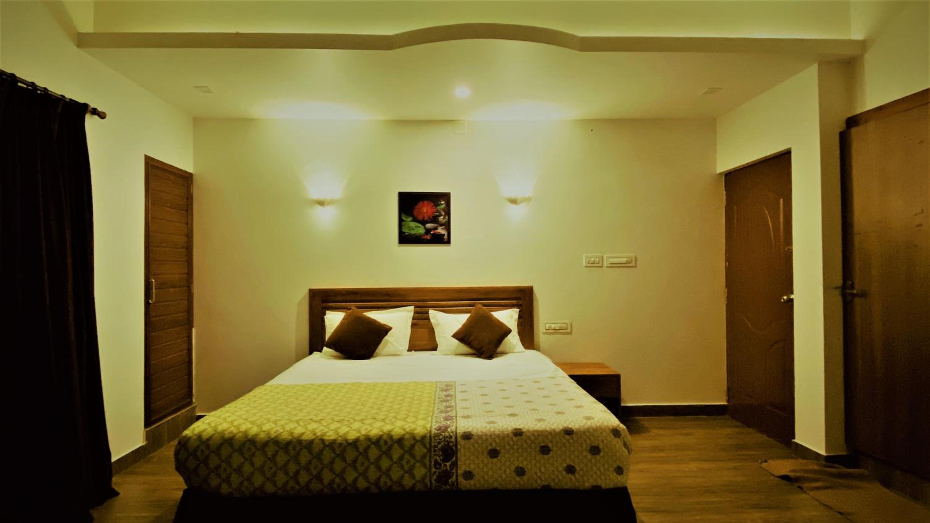 Deluxe Double Room with Balcony and Sea View photo 3