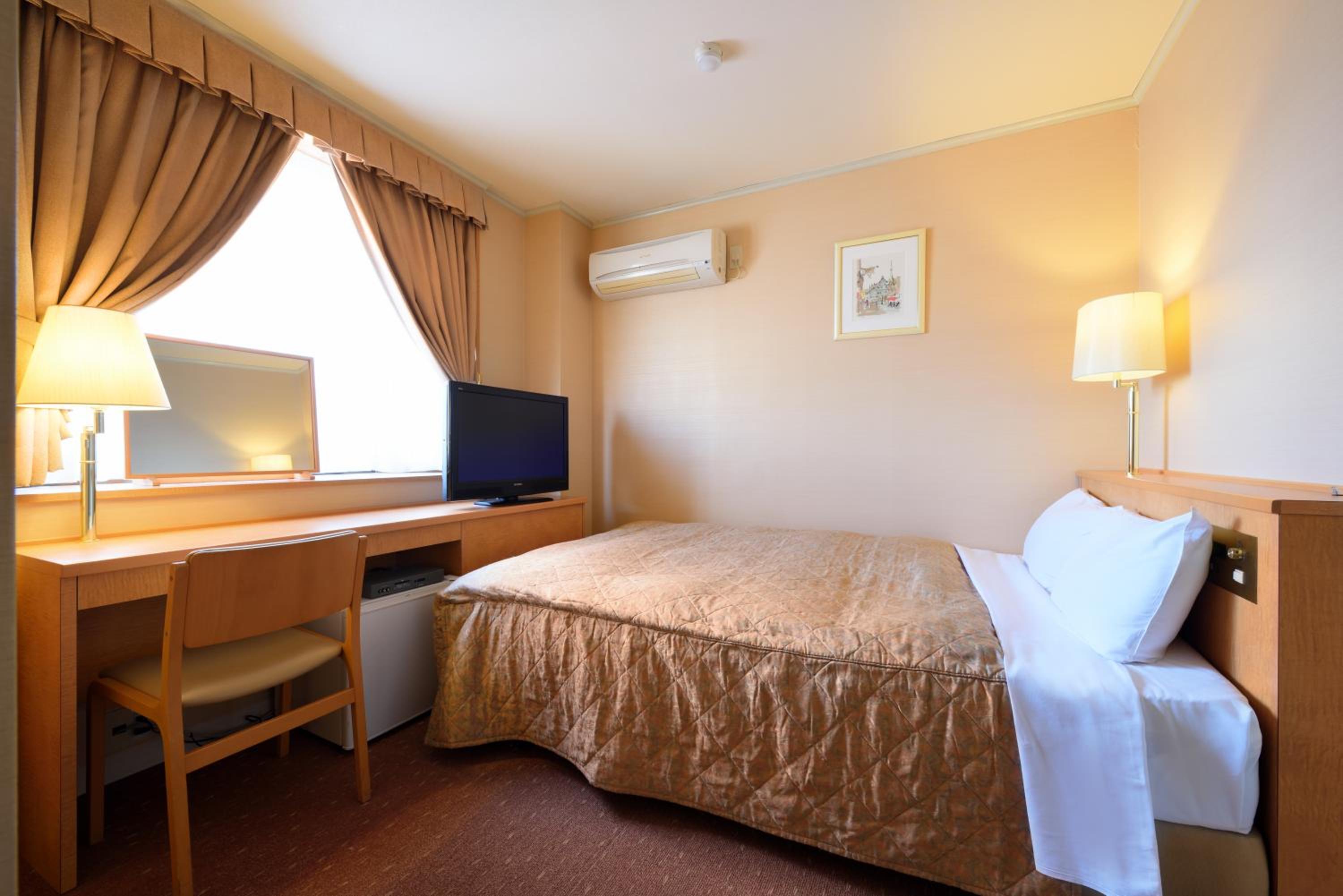 Double Room - Non-Smoking  - Photo 1