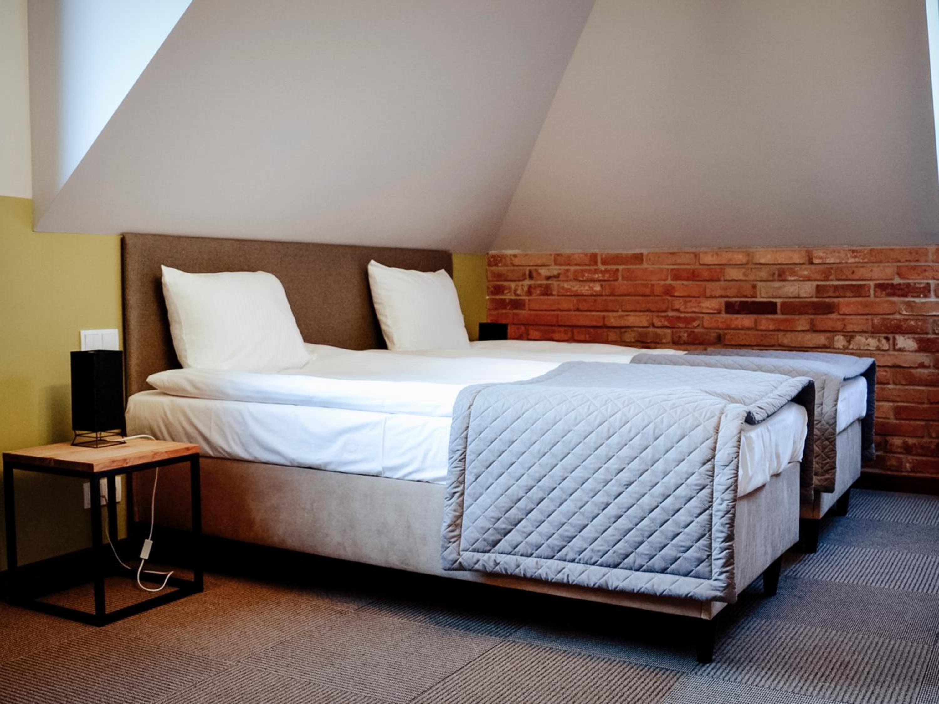 Double Room - Photo 8