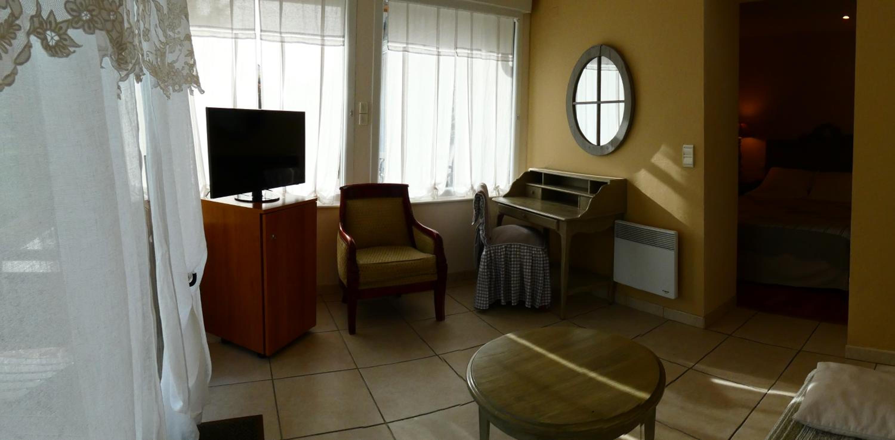 Prestige Room