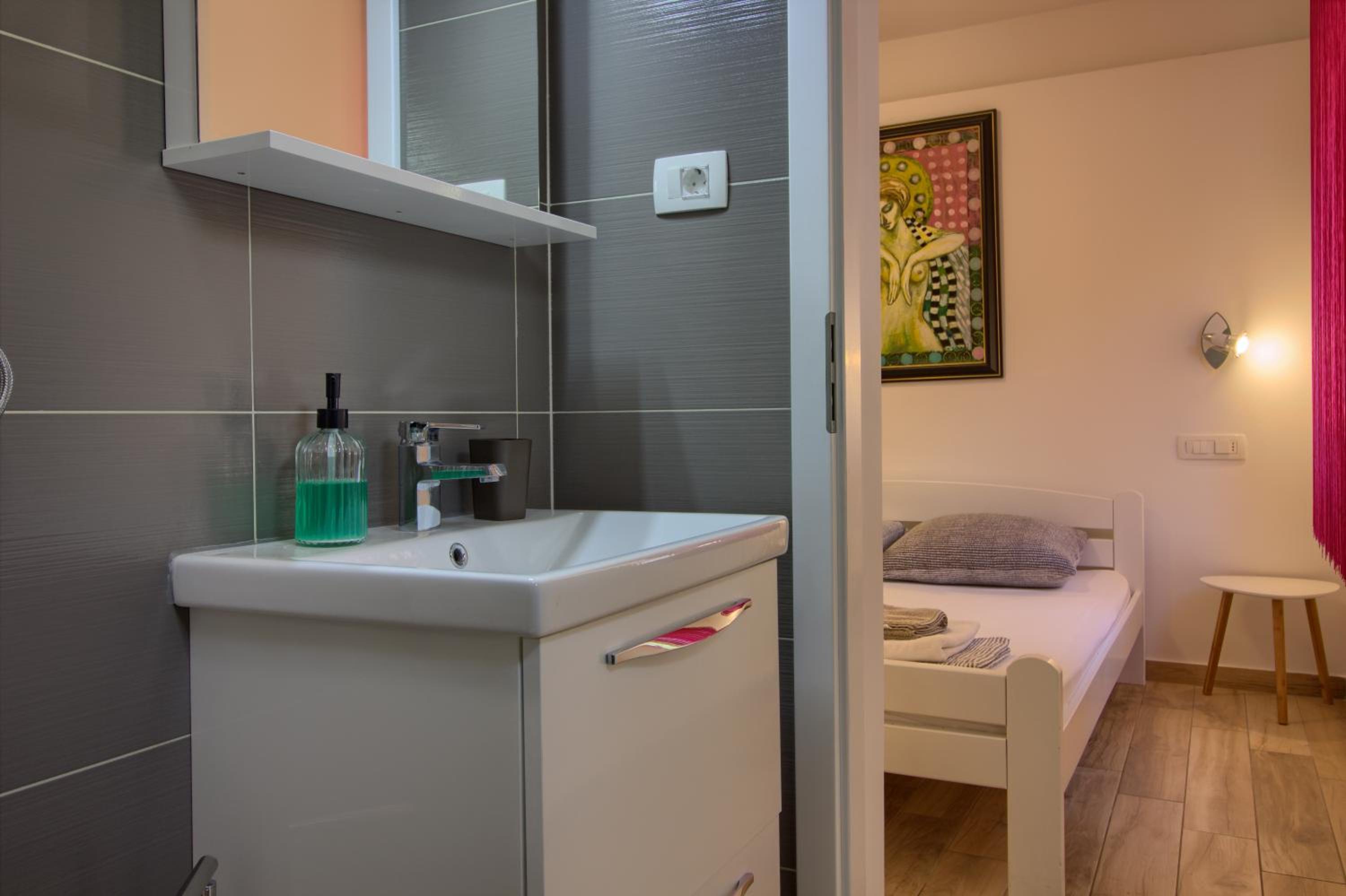 Three-Bedroom Villa photo 2