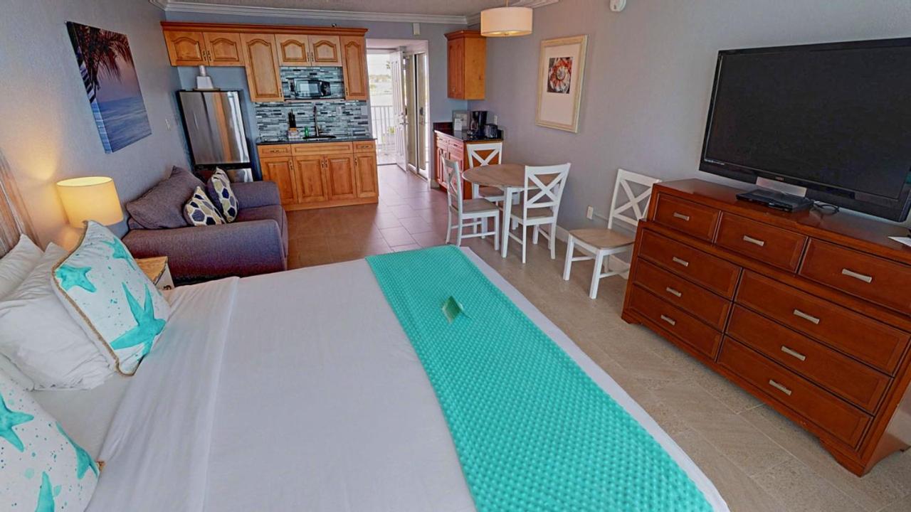 Executive King Ocean View -414 - Photo 2