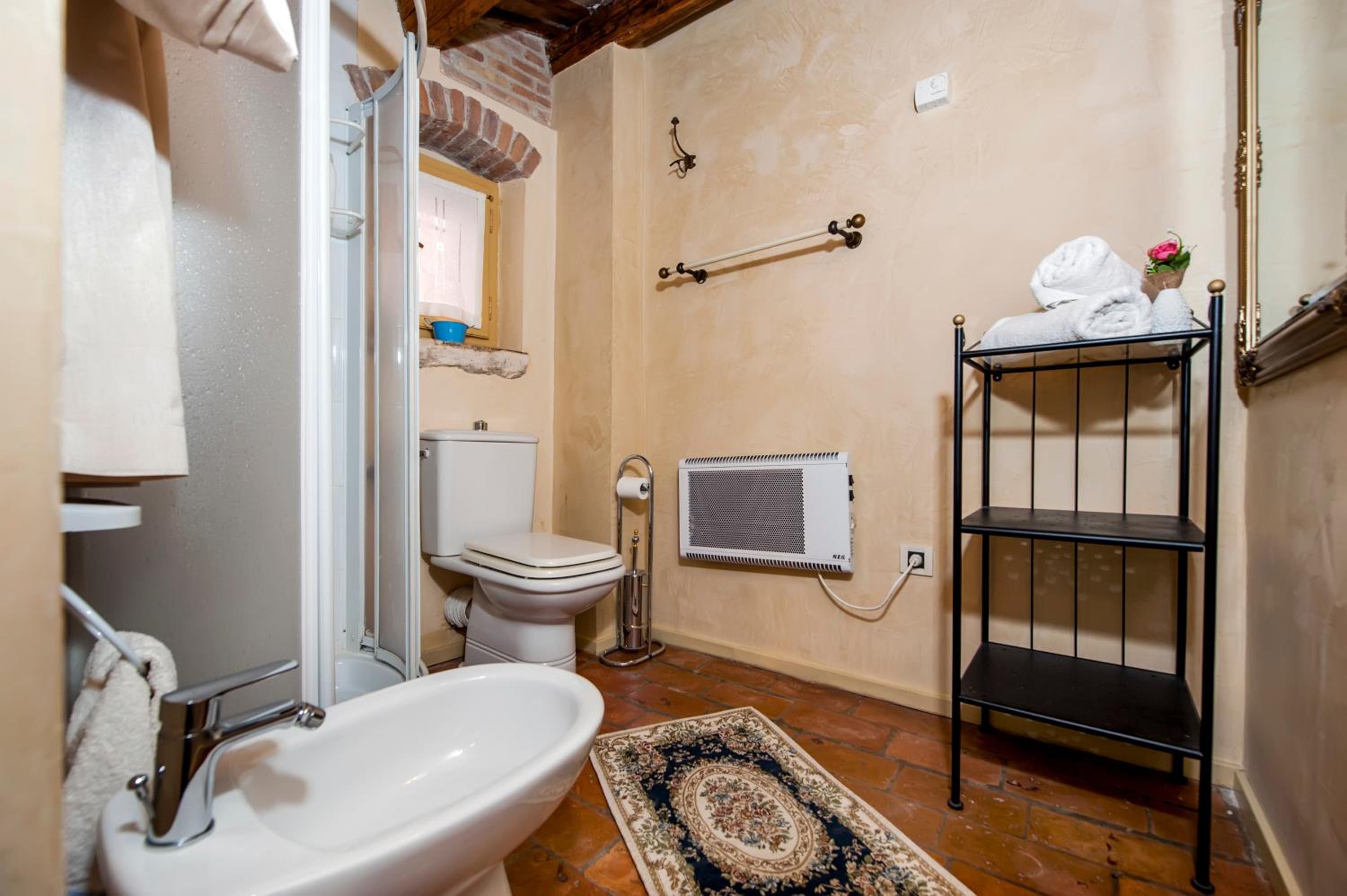 Double Room - Annex Building - Photo 10