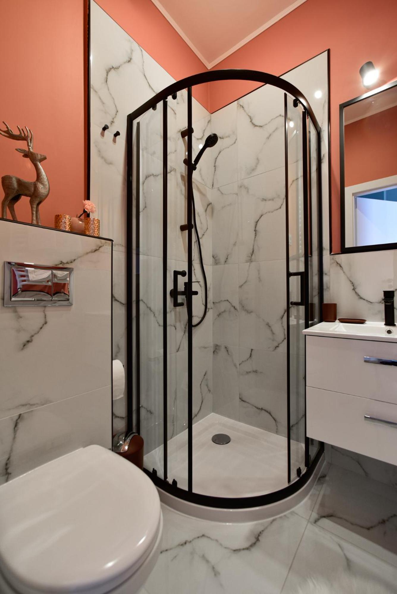 Standard Double Room - Photo 16