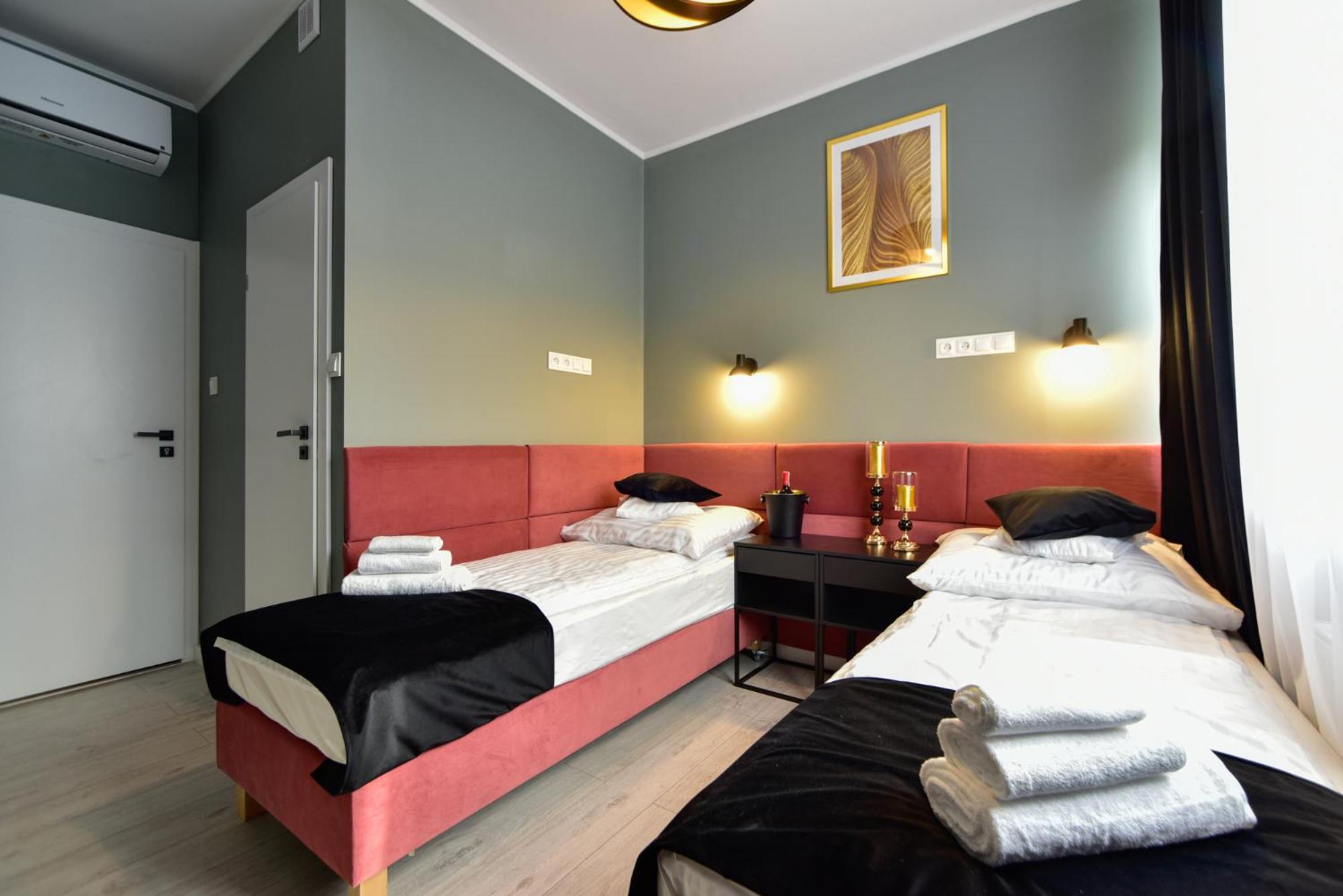Standard Double Room - Photo 17