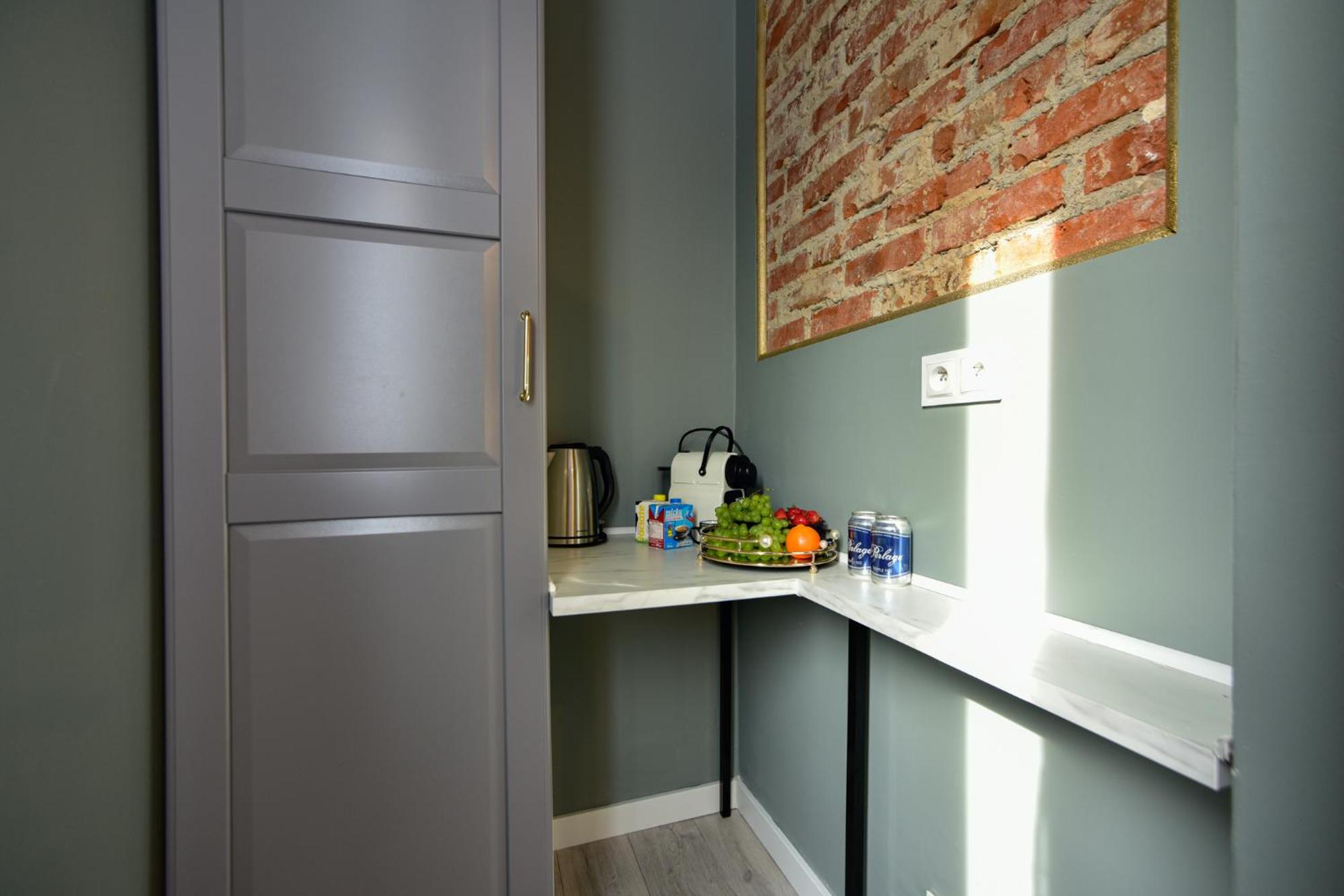 Standard Double Room - Photo 19
