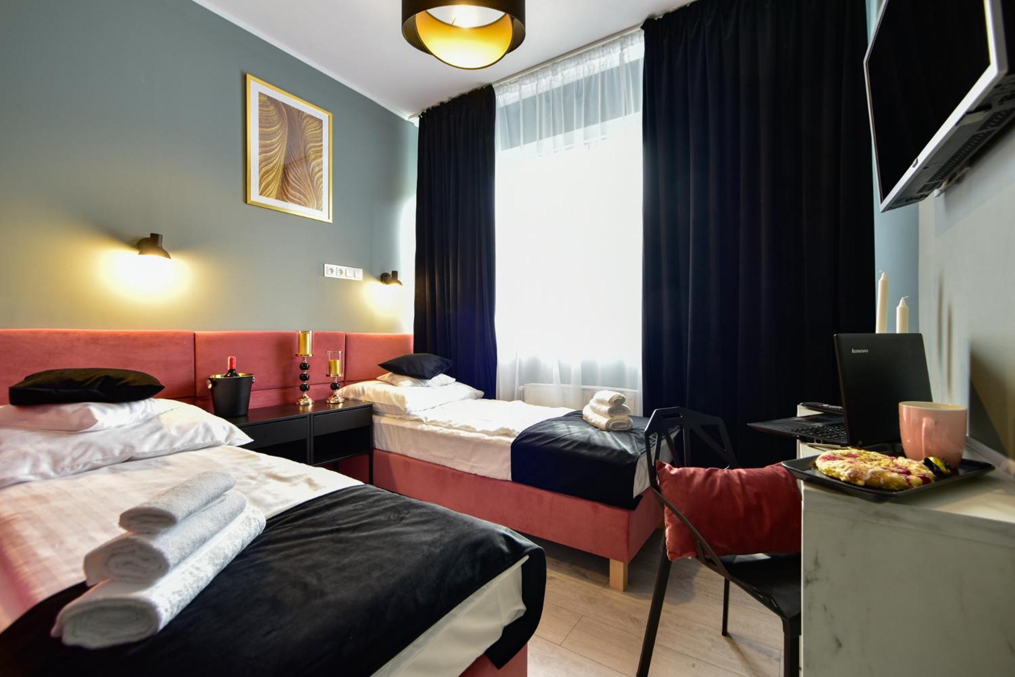 Standard Double Room - Photo 20