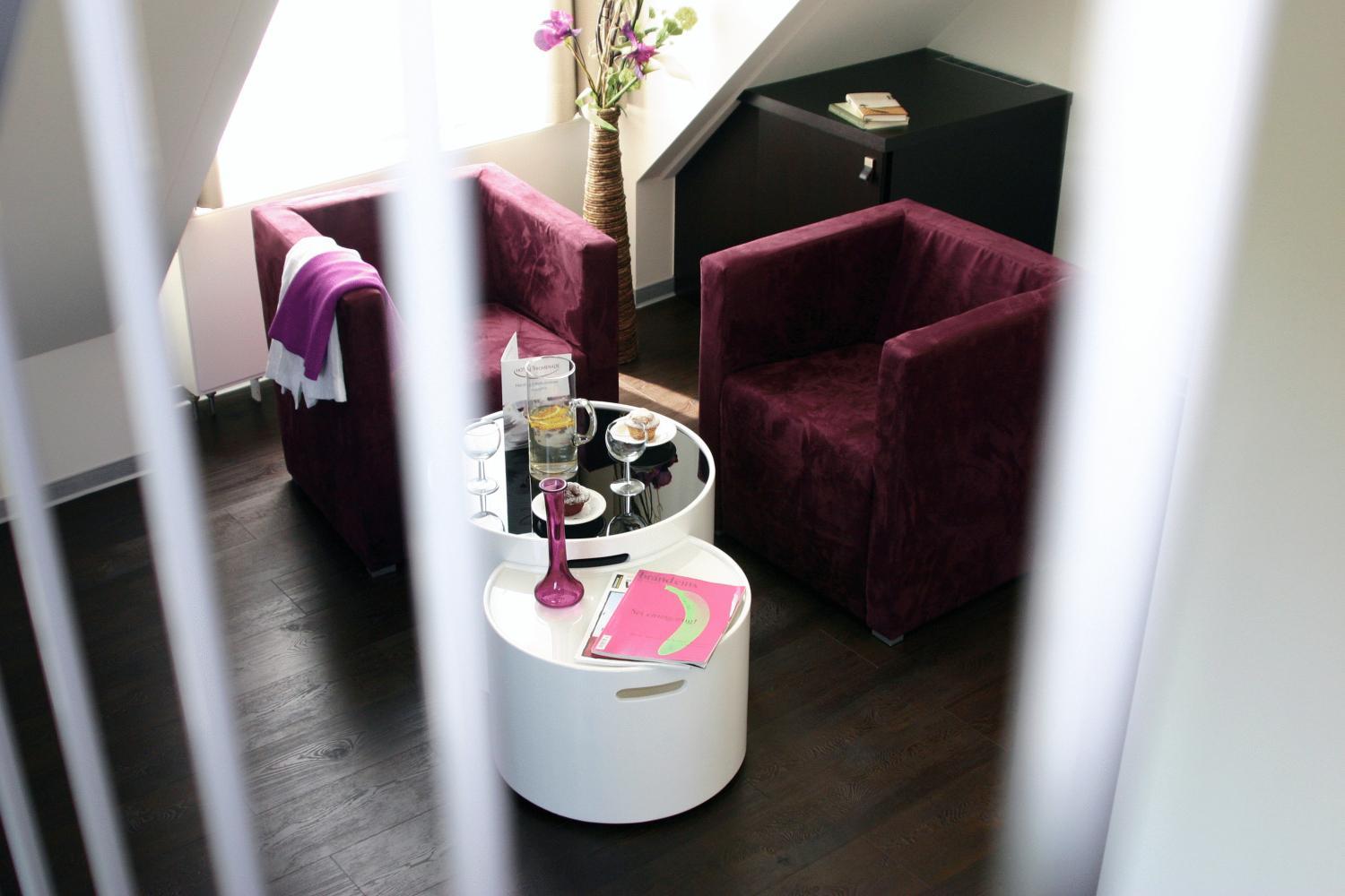 Suite - Photo 6