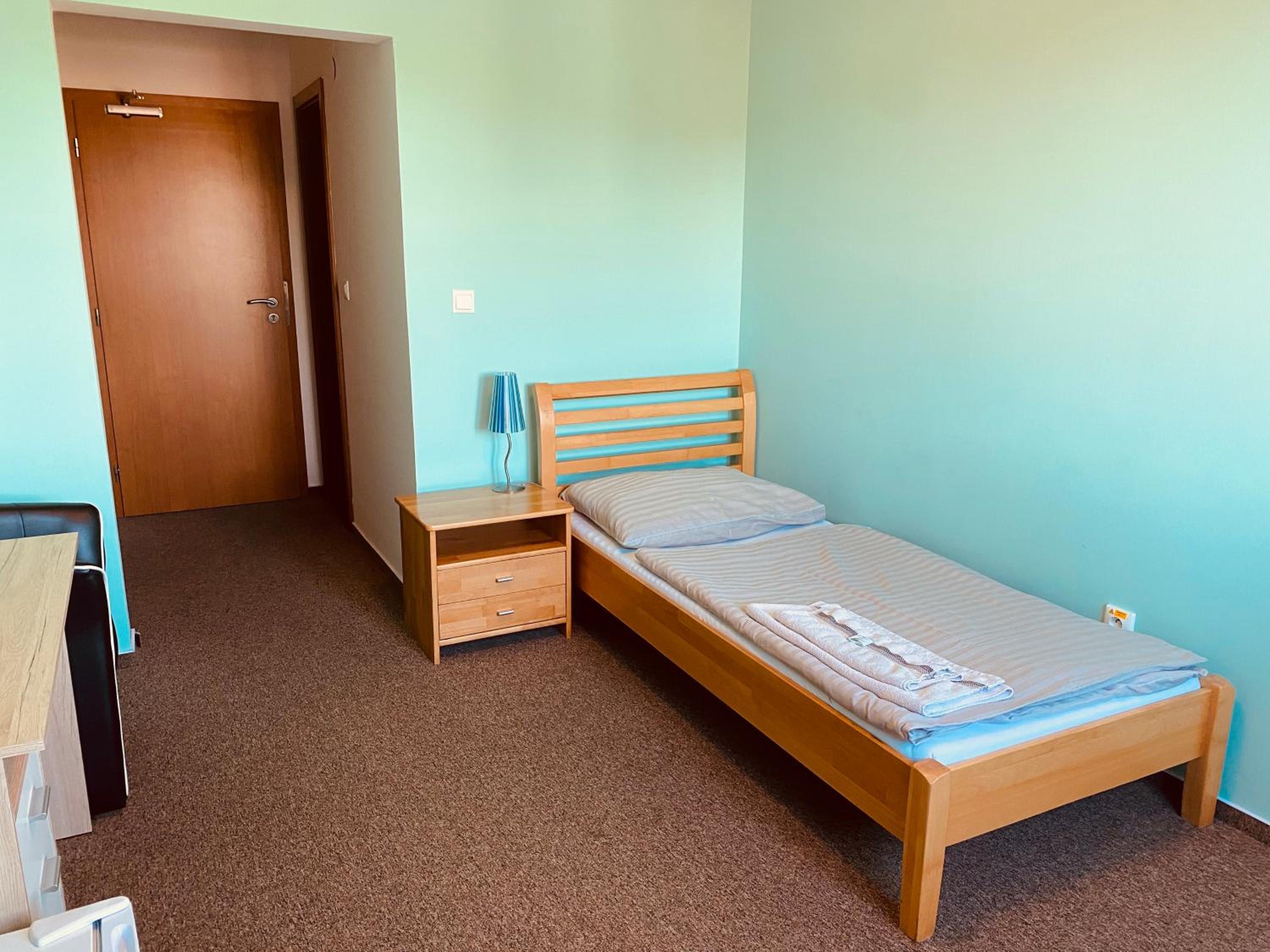 Single Room photo 3