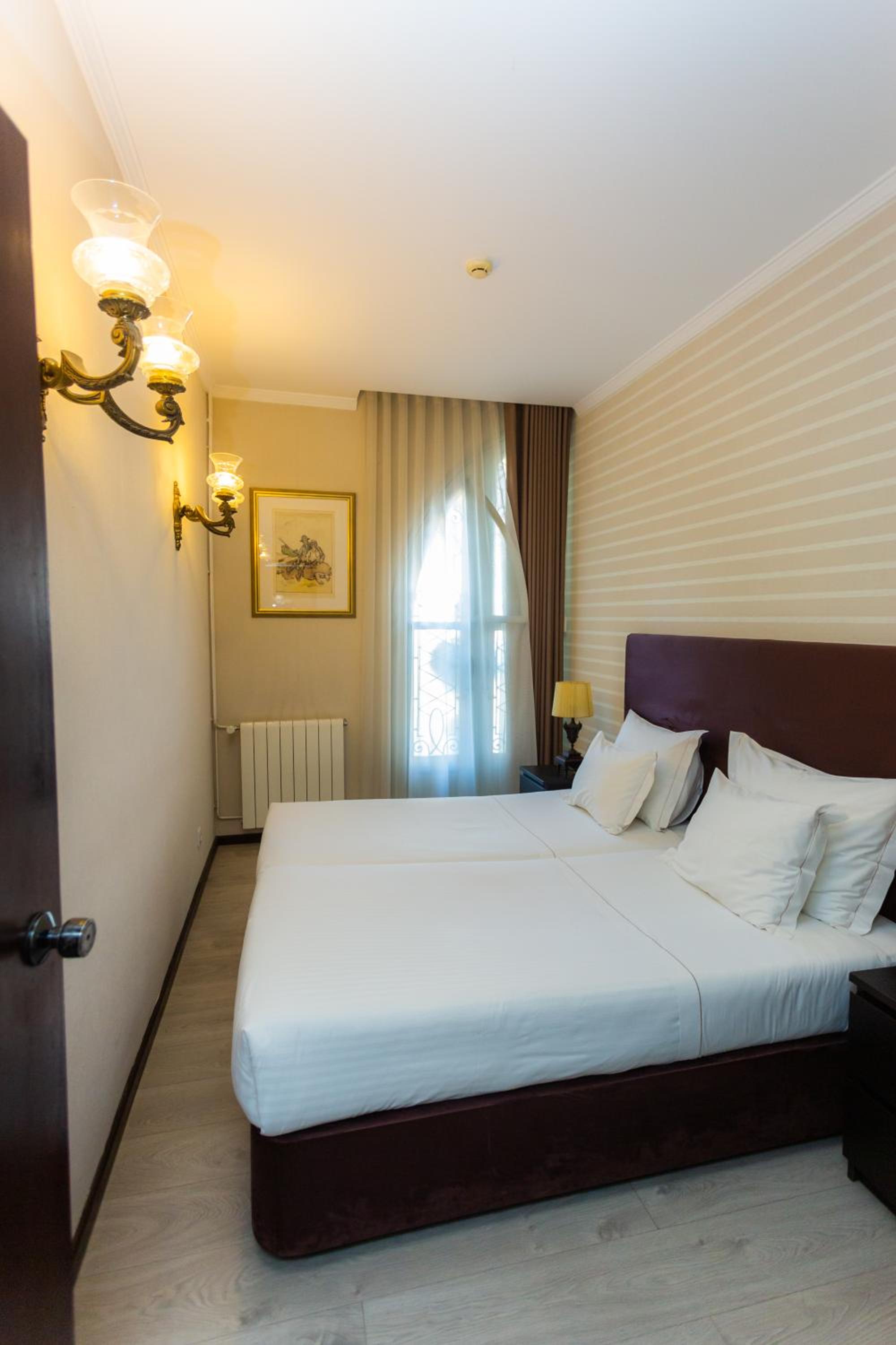 Family Suite (4 Adults) photo 3