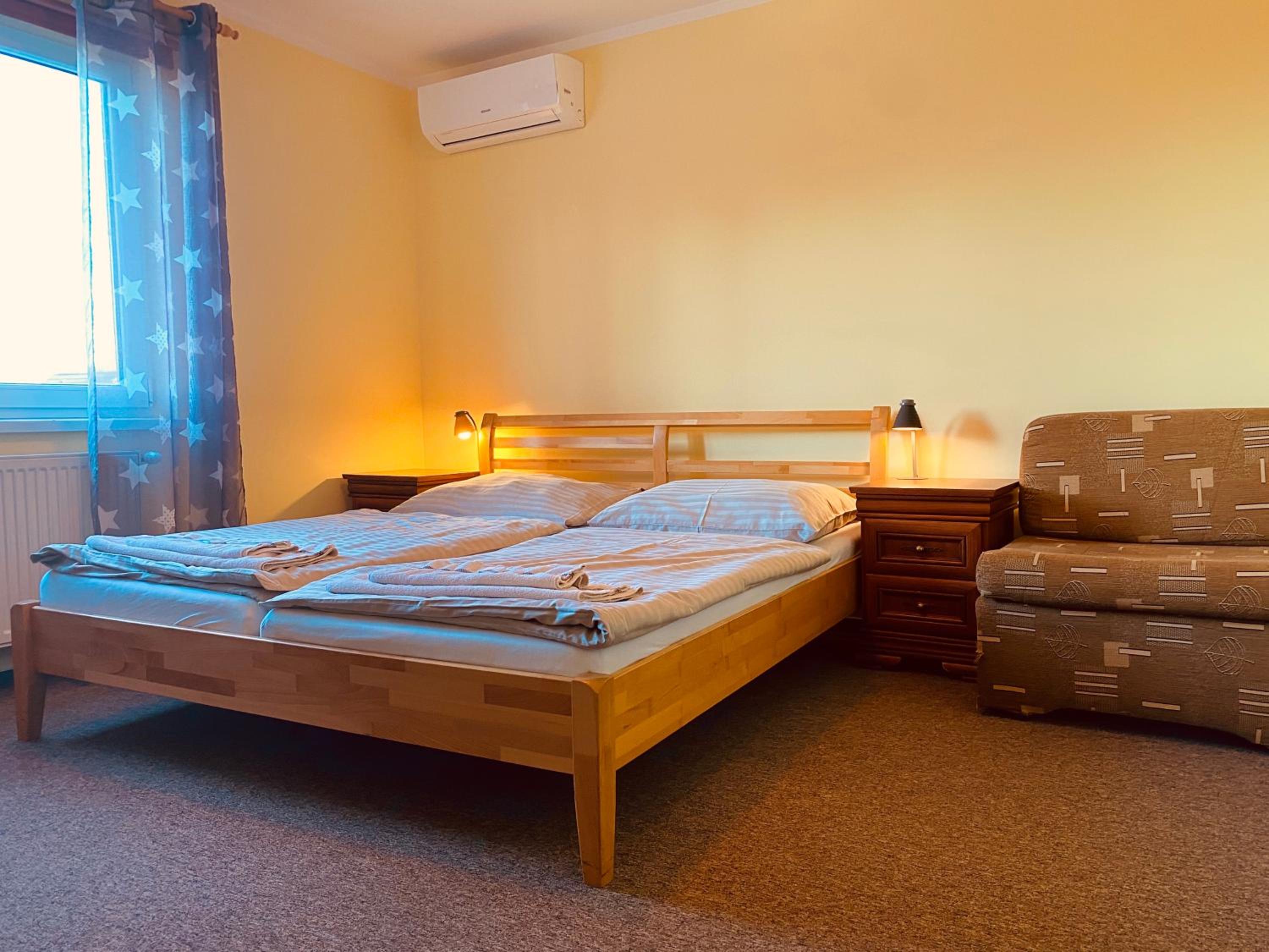Double Room with Extra Bed (3 Adults) photo 1