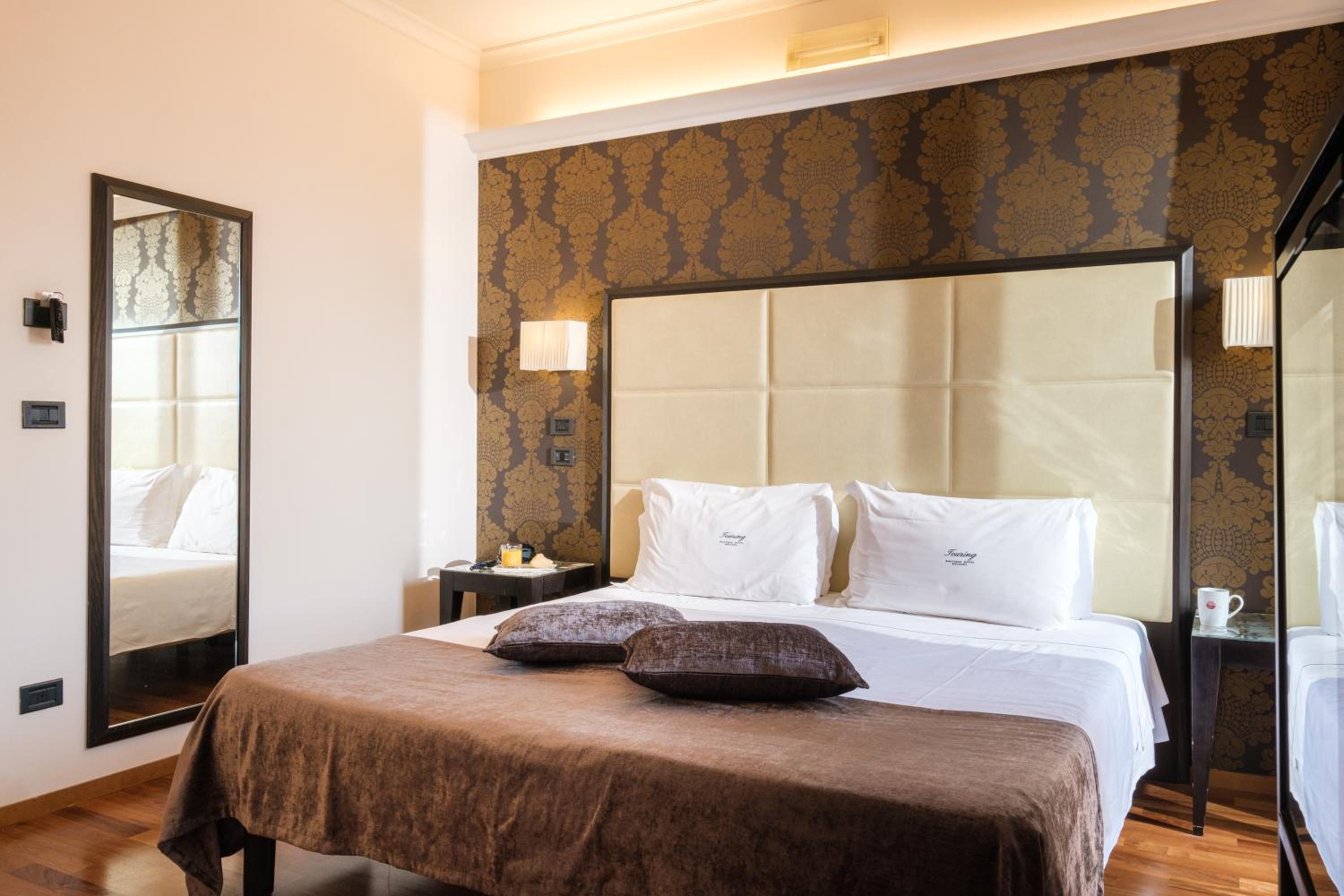 Gold Double or Twin Room