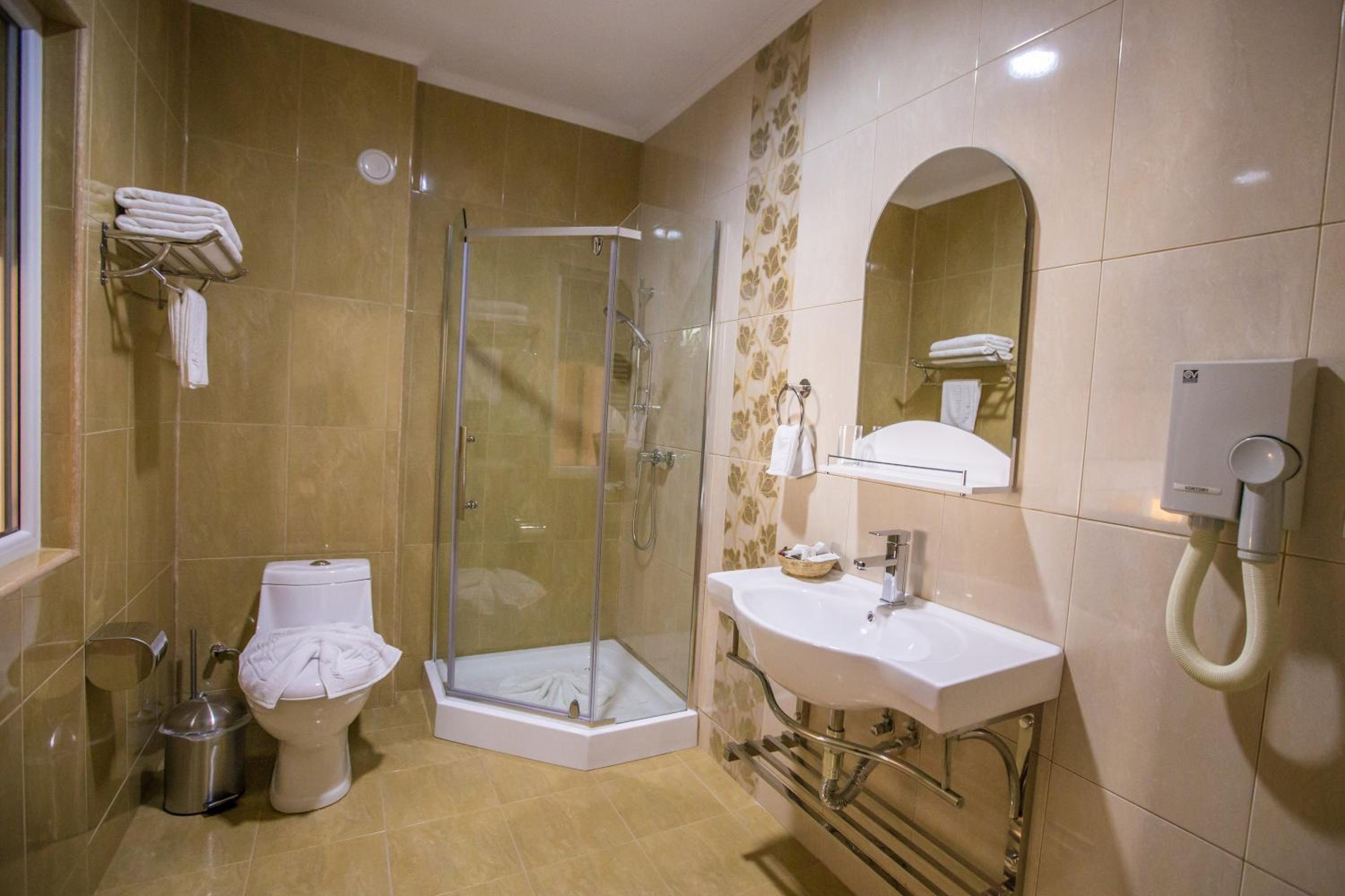 Business Suite photo 3