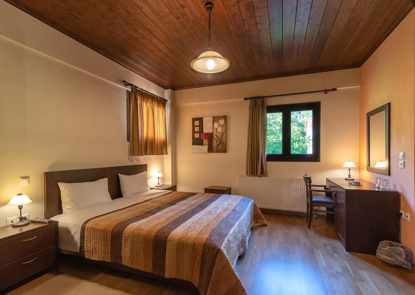 Double or Twin Room photo 3