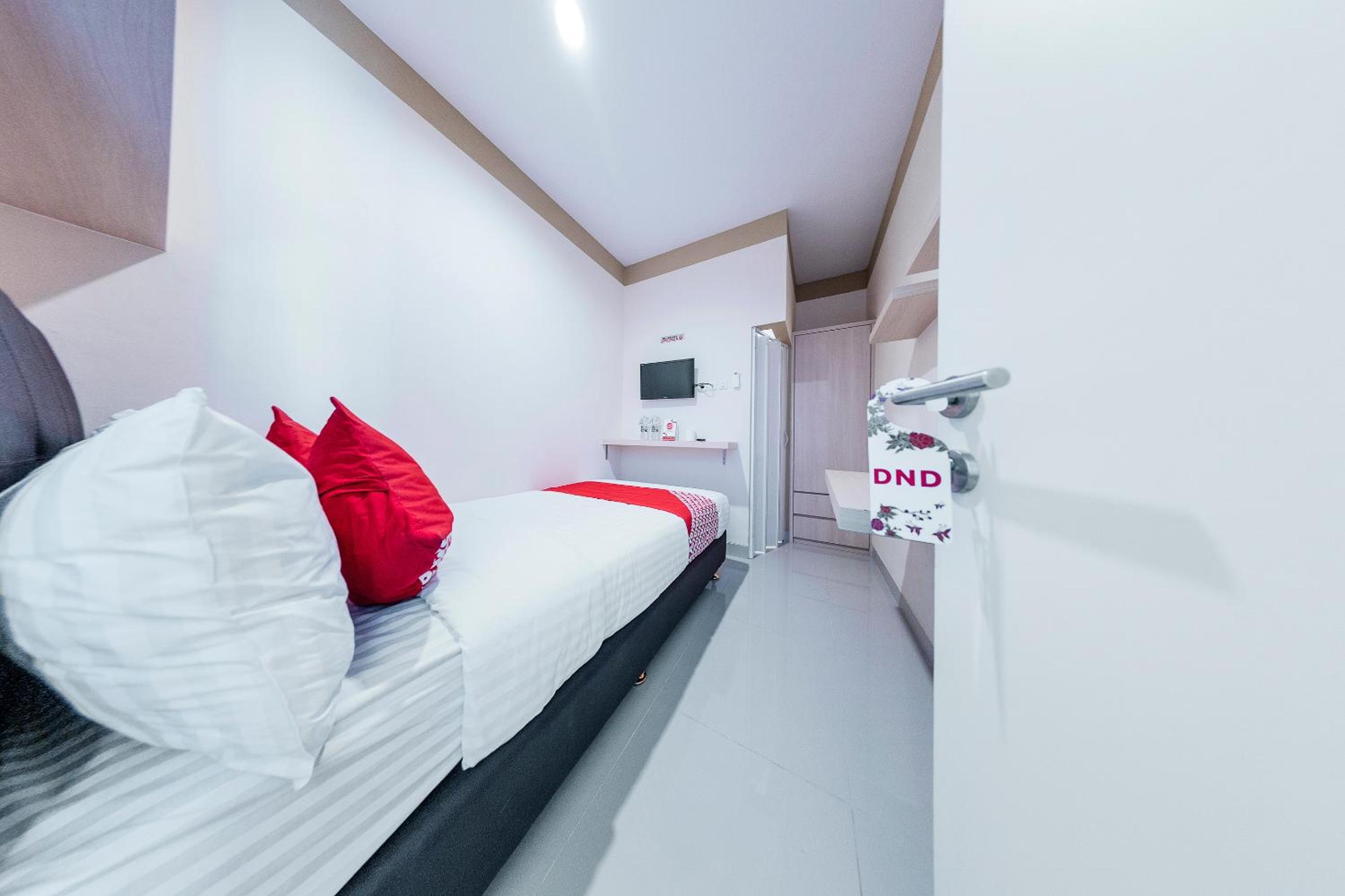 Standard Double Room - Photo 6