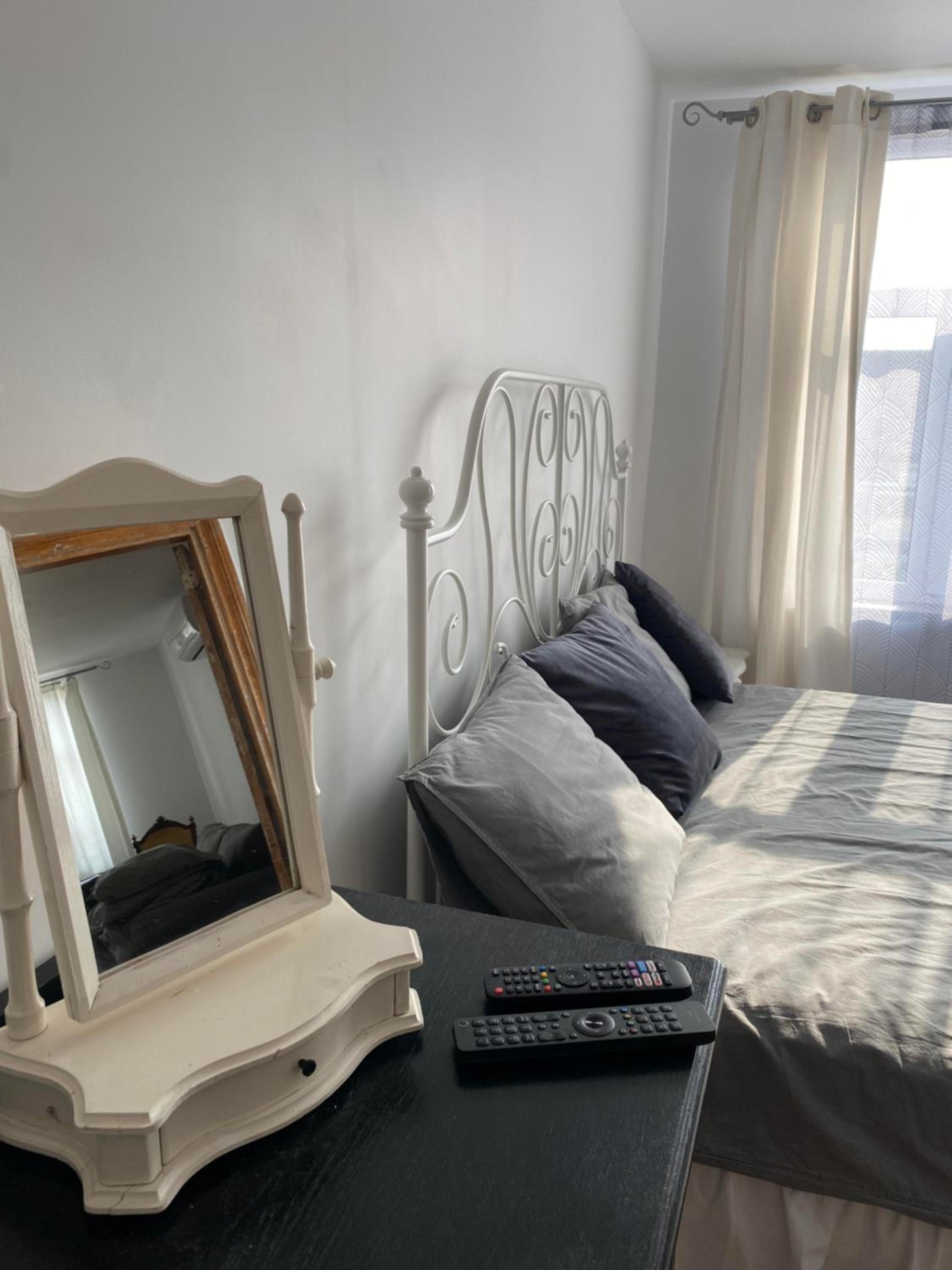 One-Bedroom Apartment - Photo 27