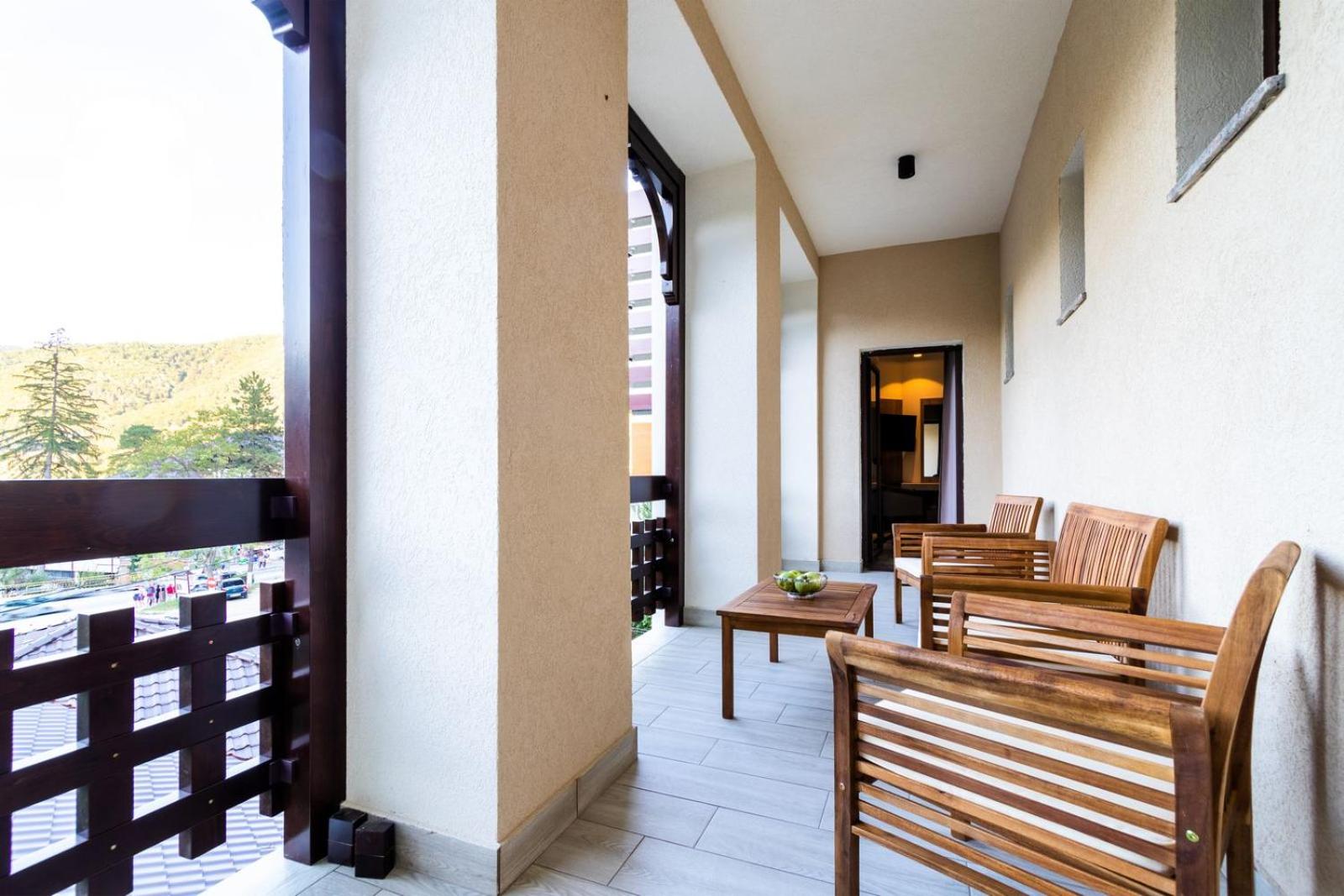 Family Room - Disability Access - Photo 2