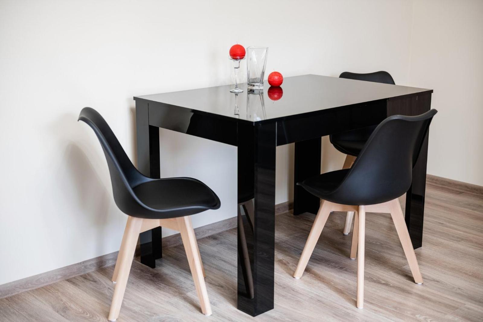 Studio Apartment photo 3