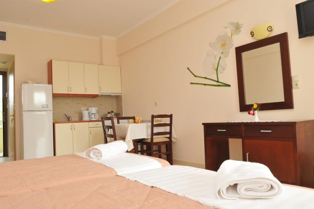Standard Studio with Sea View  - Photo 2