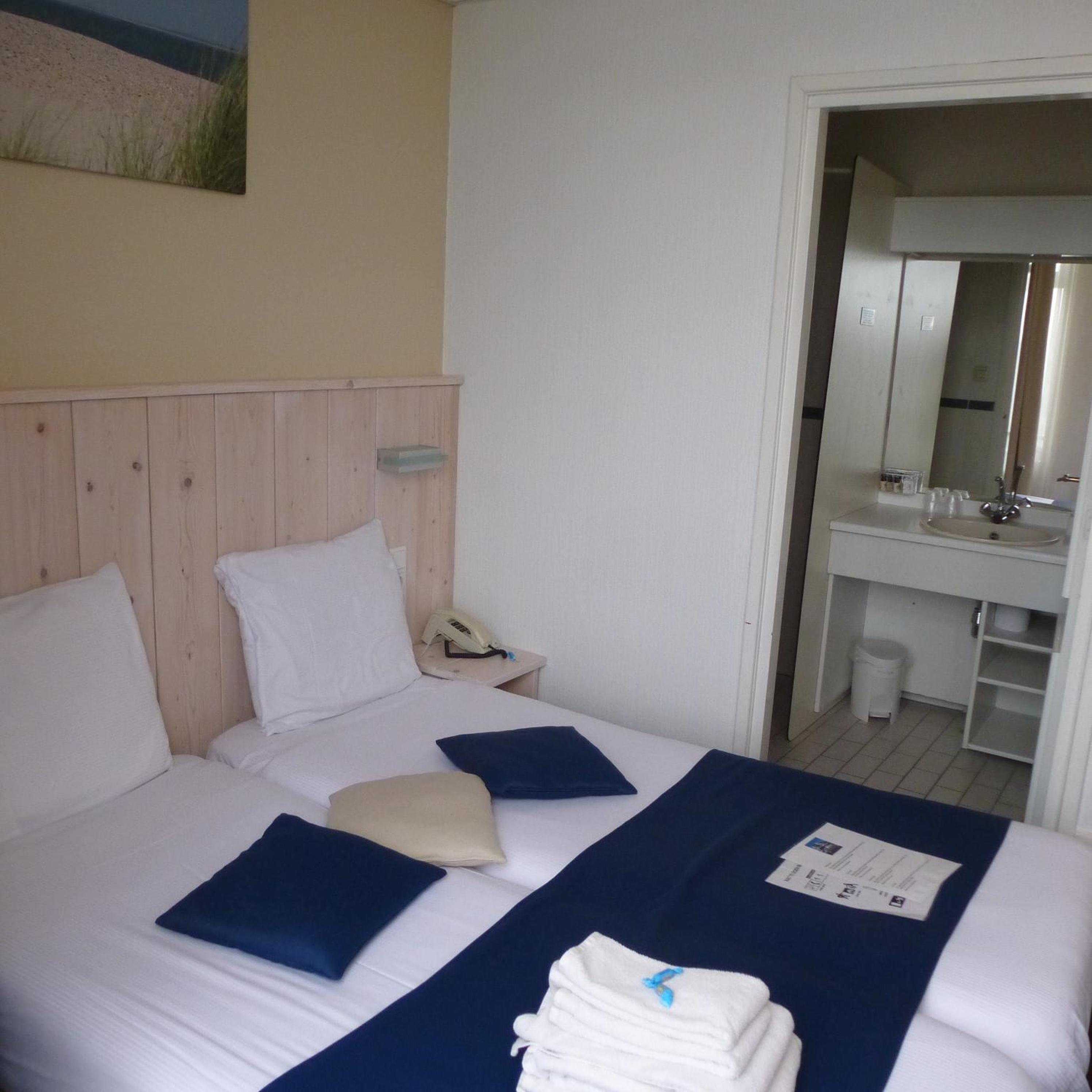 Twin Room With Sea View photo 3