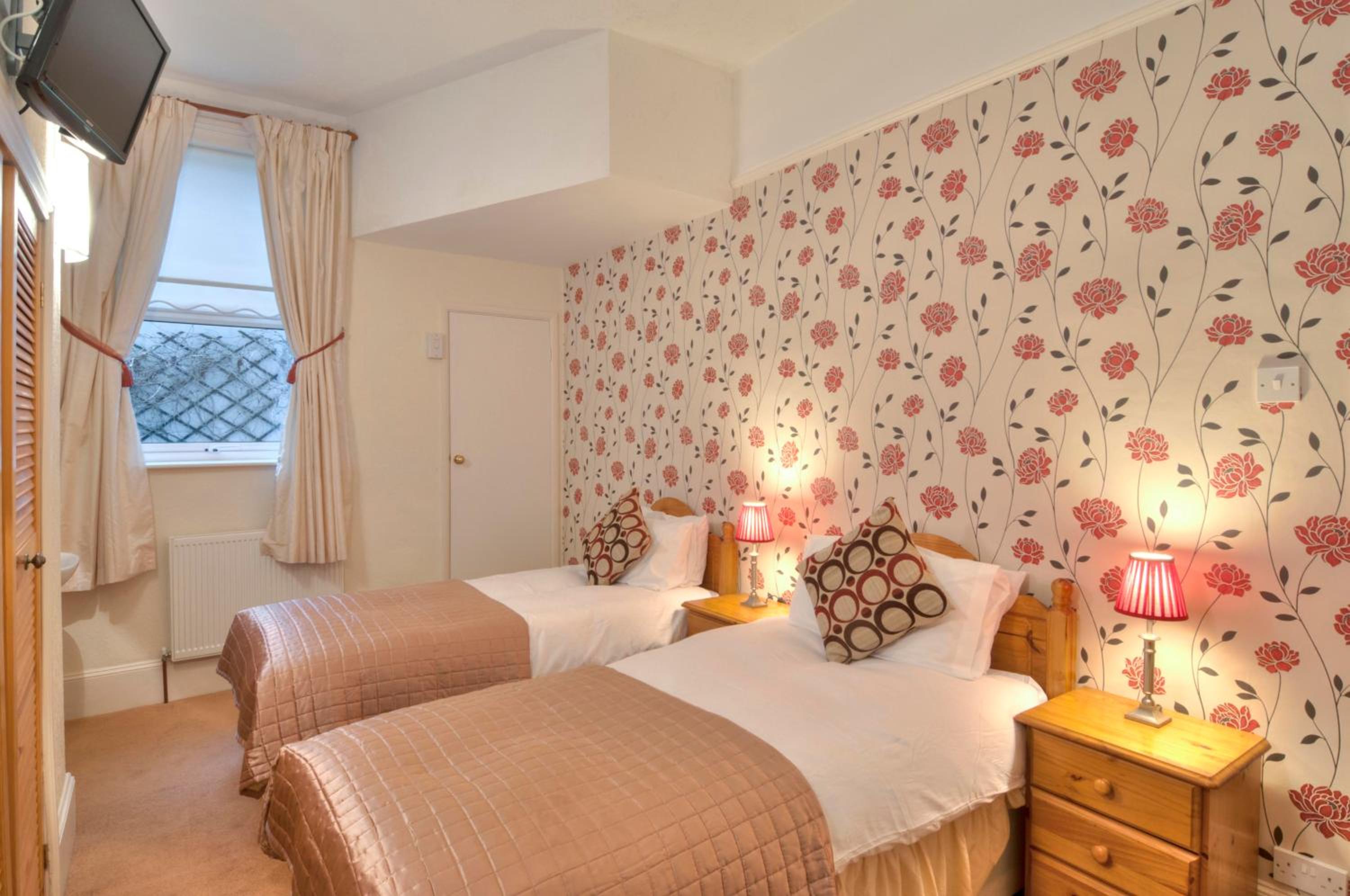 Comfort Twin Room